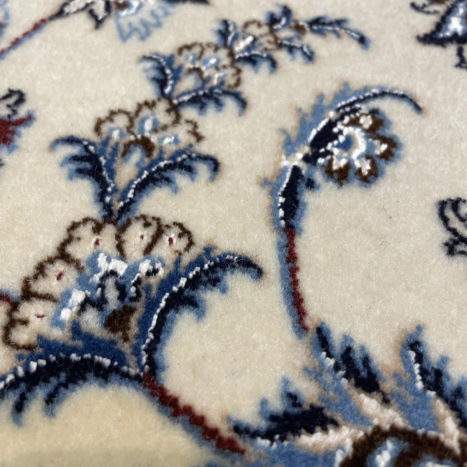 Nain Wool Silk Handmade Handwoven Rug_Cream_Blue_Rosewood Gallery2.webp