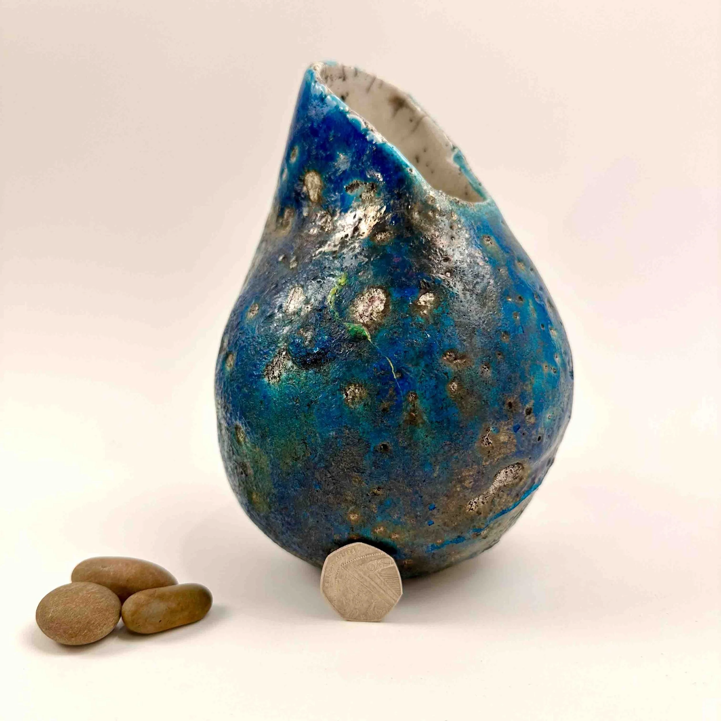 The Art of Raku Pottery: A Fusion of Tradition &amp; Technique