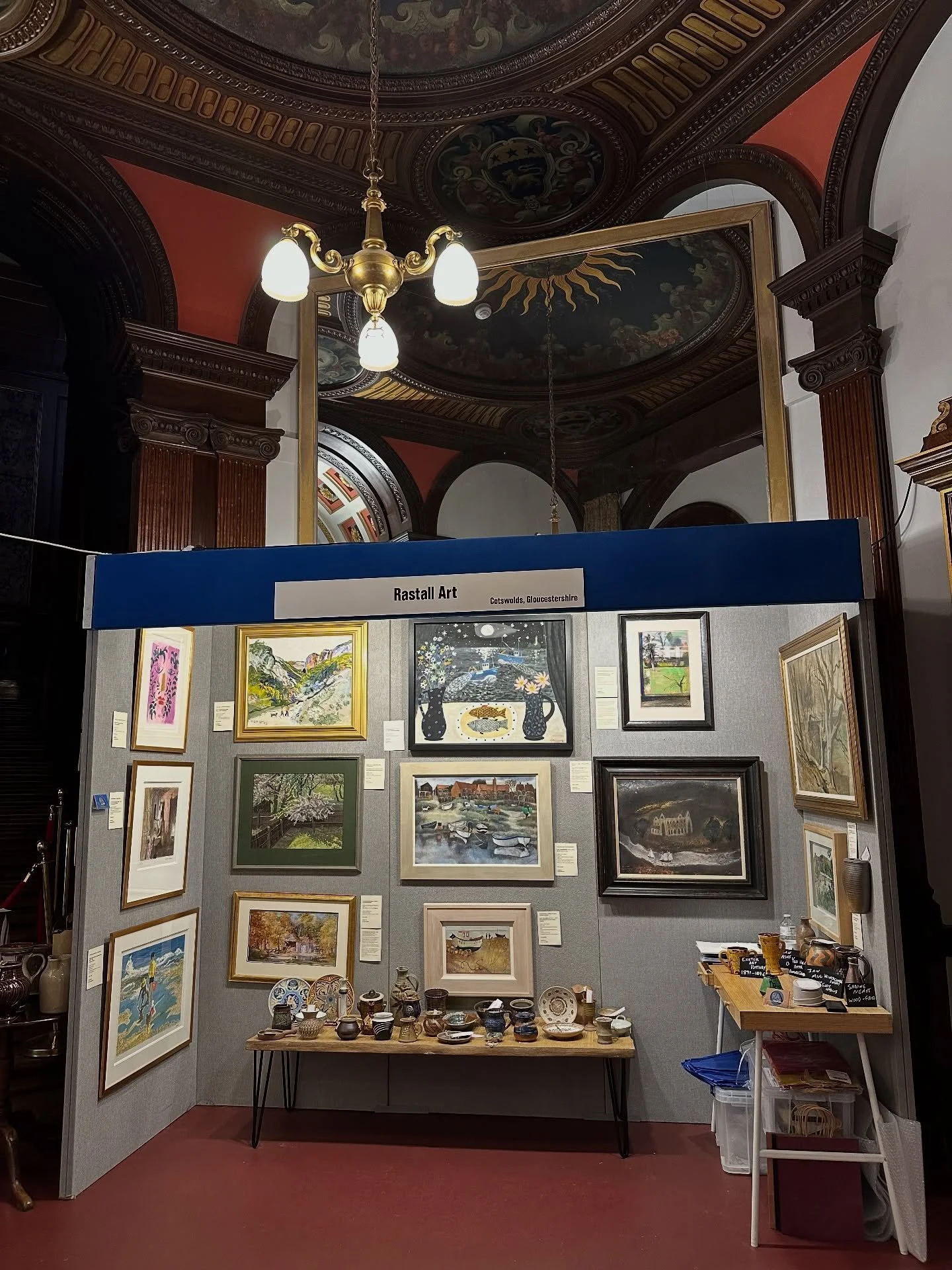 Westonbirt is open! 

A good start this morning in this grand house. We are open Saturday and Sunday from 11pm

#britishart #britishpottery