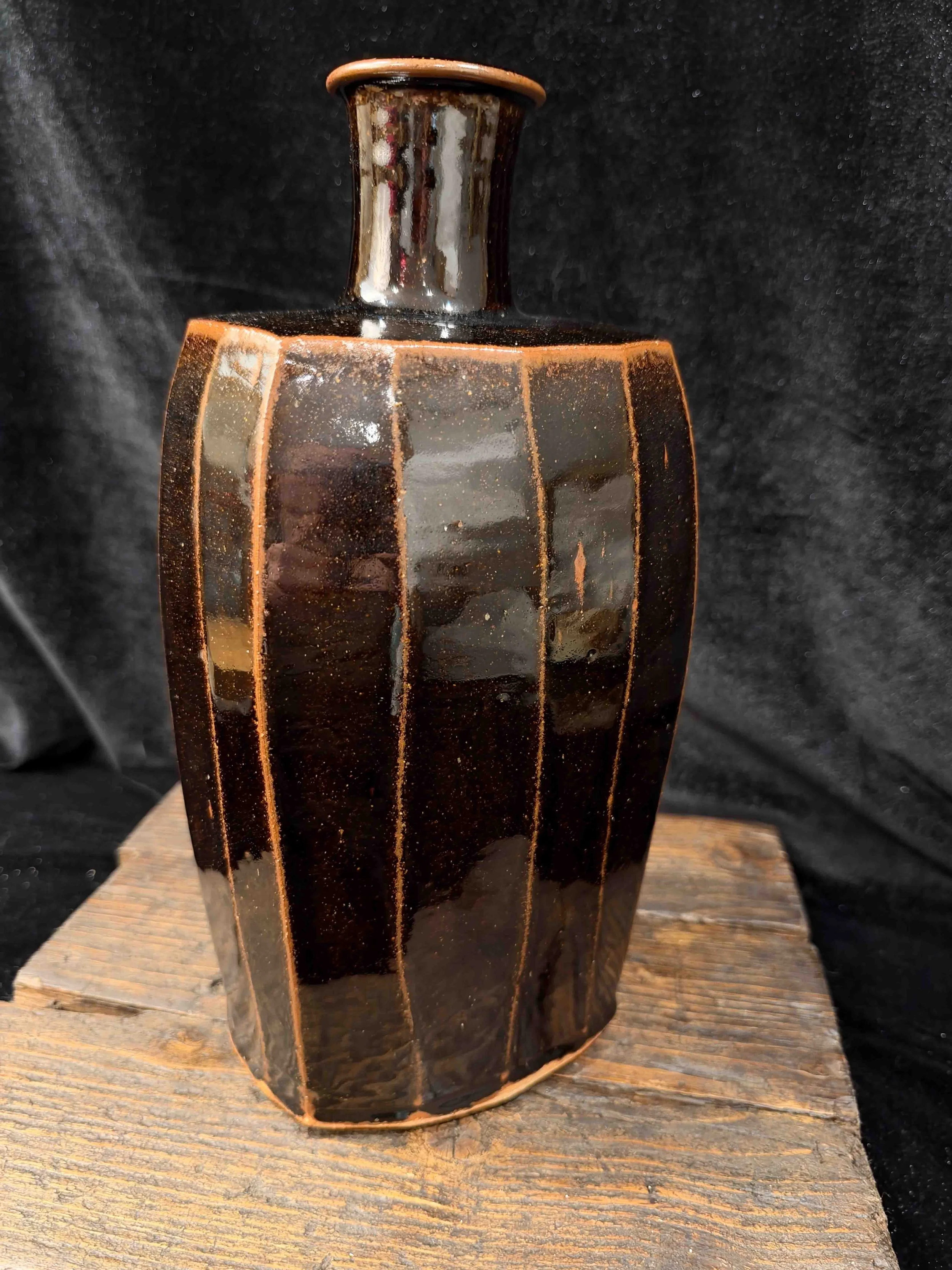 Phil Rogers - Rectangular faceted bottle - view 2.jpg