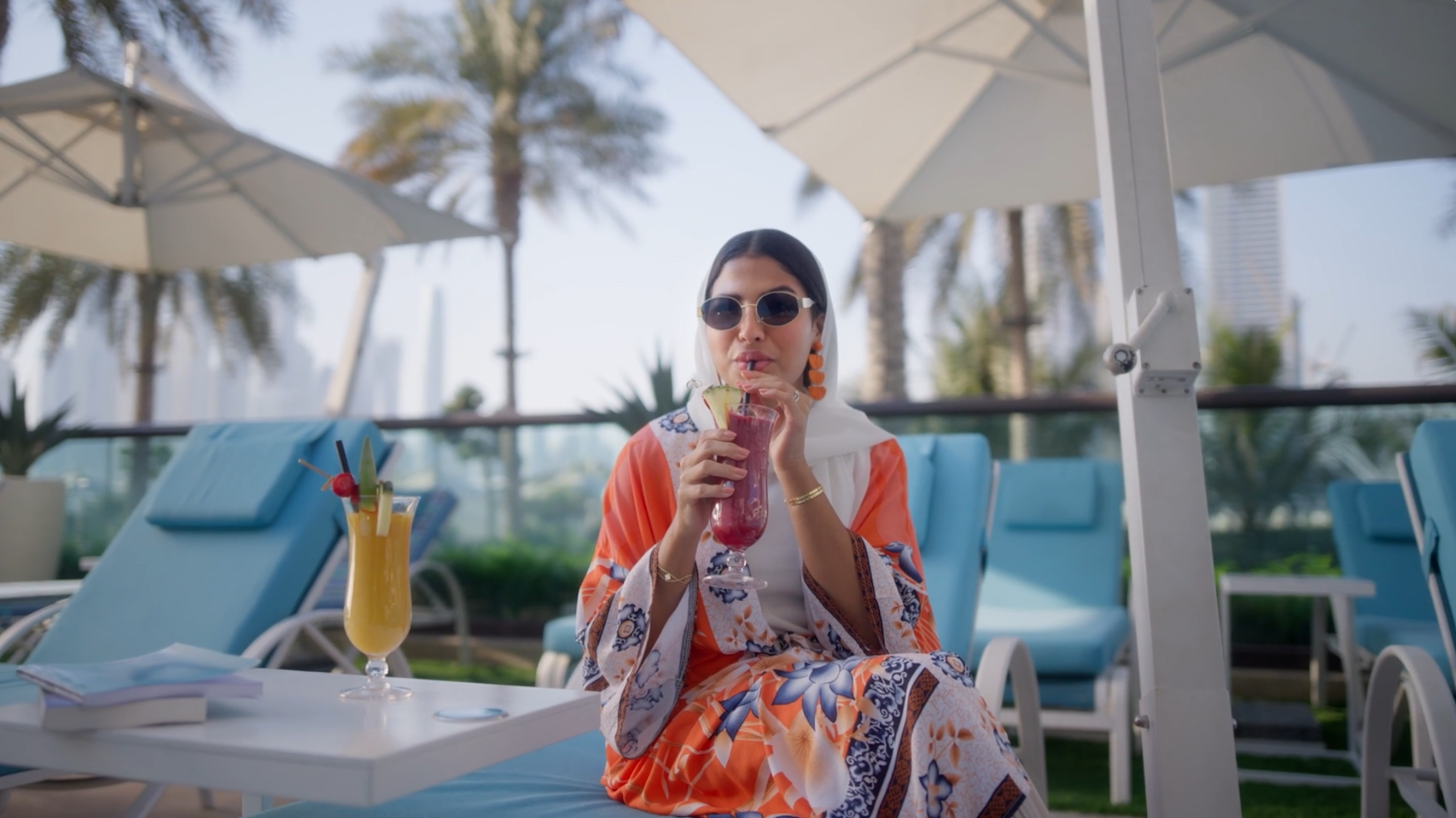  A woman sips a drink in a Dubai hotel in this video for Hilton Hotels by Edinburgh based video, animation and VFX studio Heehaw. 