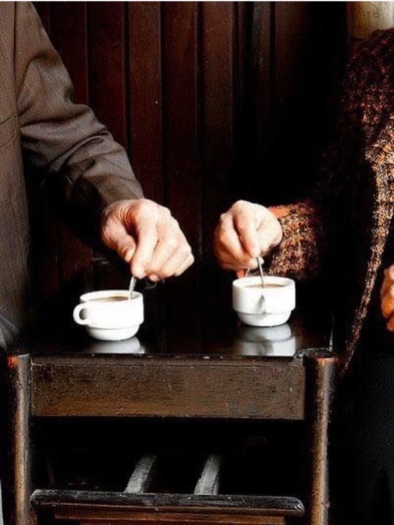 Happy Falgorithm Friday!
Some images and moods I&rsquo;ve been feeling lately&hellip;
@herringbonetwill 
@fubiz 
@blueeeemint 
@tetes.diaryy 
@nevermindressing 
@herringbonetwill 
@genevieve__harris 
@warpaintjournal 
@thesunalsoreads 
@impossiblecoo