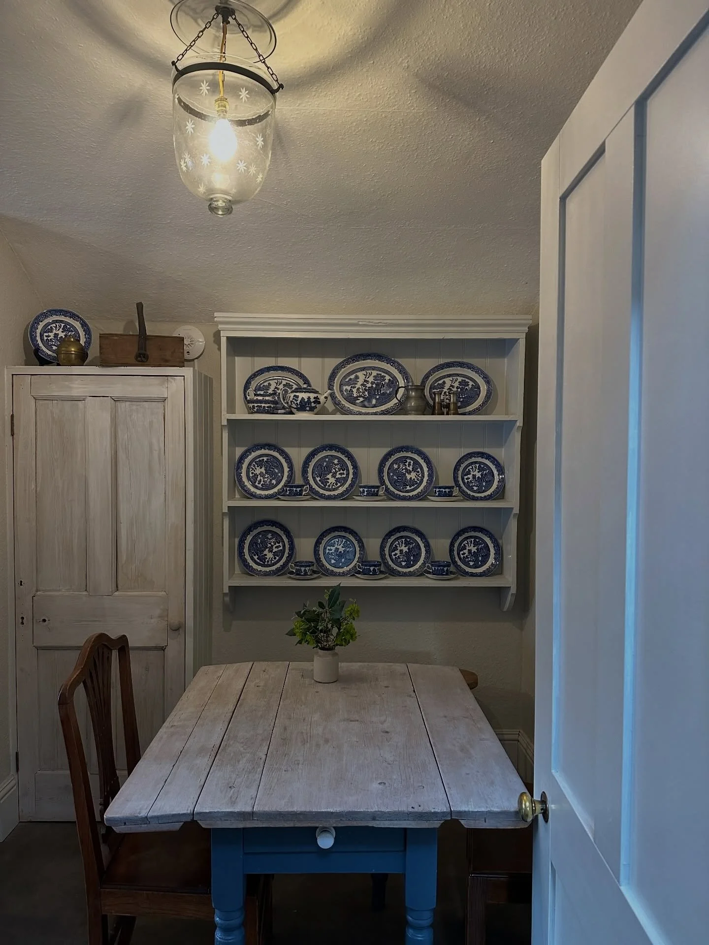 A few postcards from our north Norfolk trip so far. We&rsquo;ve been to Norfolk a few times now since H has been a student here but this trip to the north coast has captured all our hearts. I have lots to share but here&rsquo;s a few gems gathered up