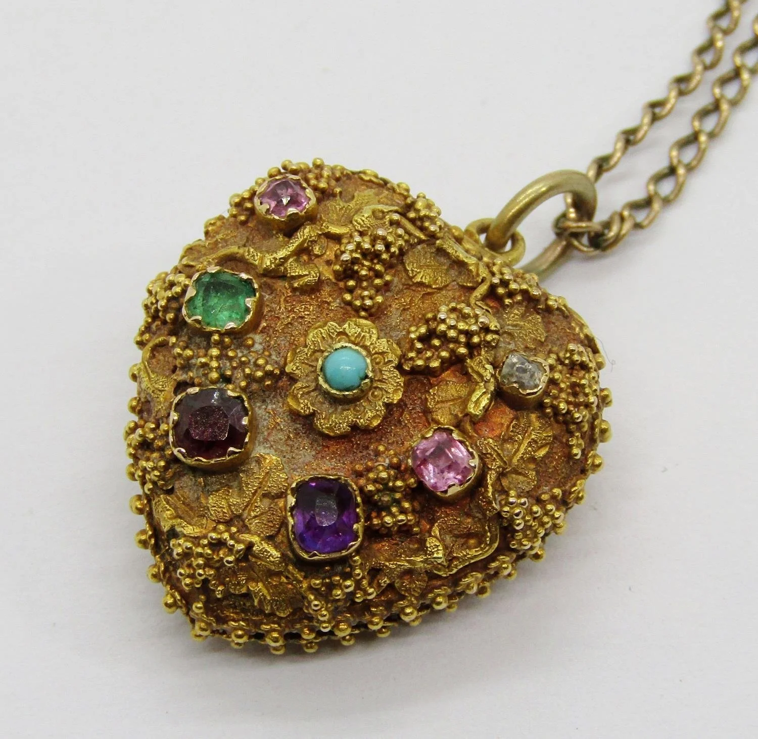 Hearts of gold - Antique jewellery for Valentine’s Day