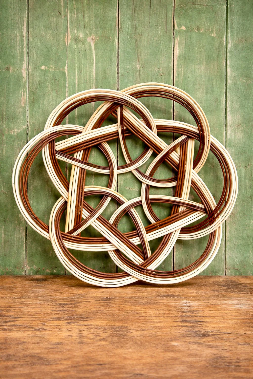 willow celtic knot green.jpg