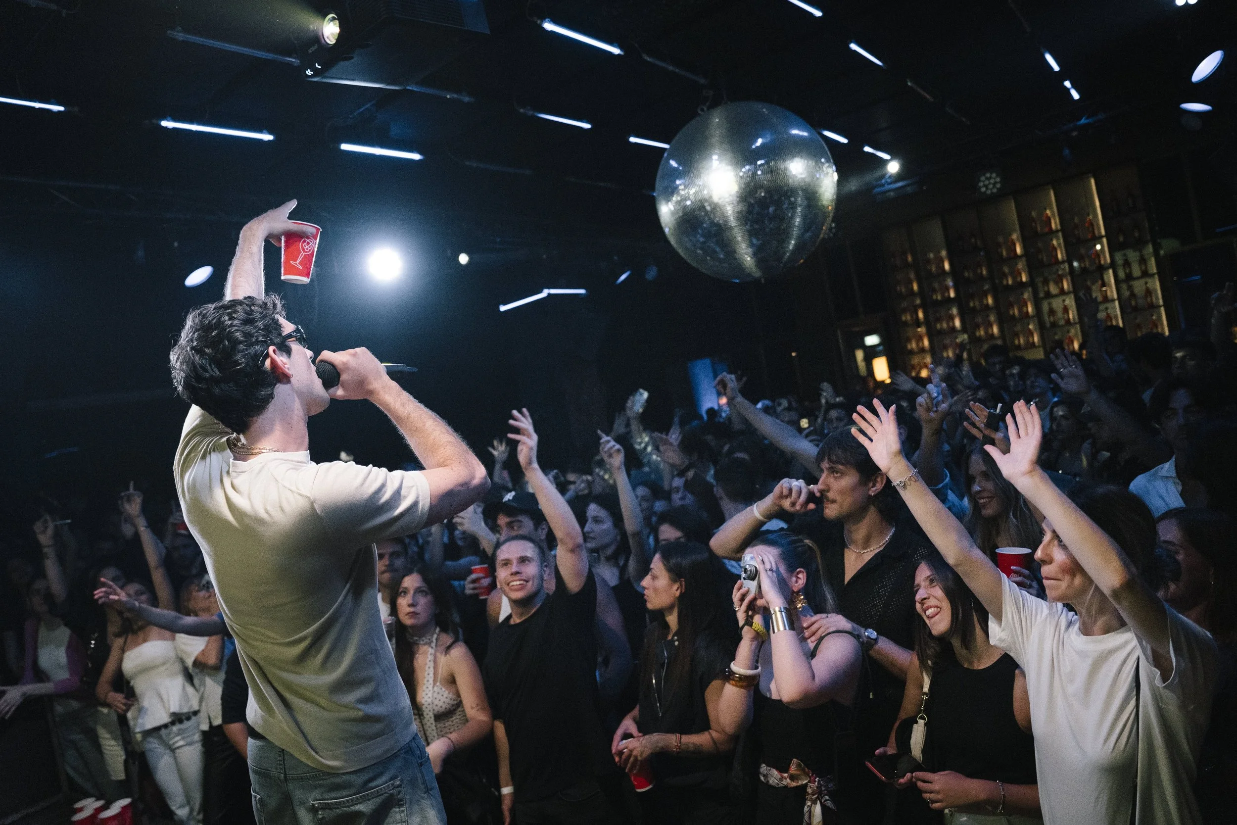 bresh_mediterraneo_releaseparty_party_elisahassert_21 (1).jpeg