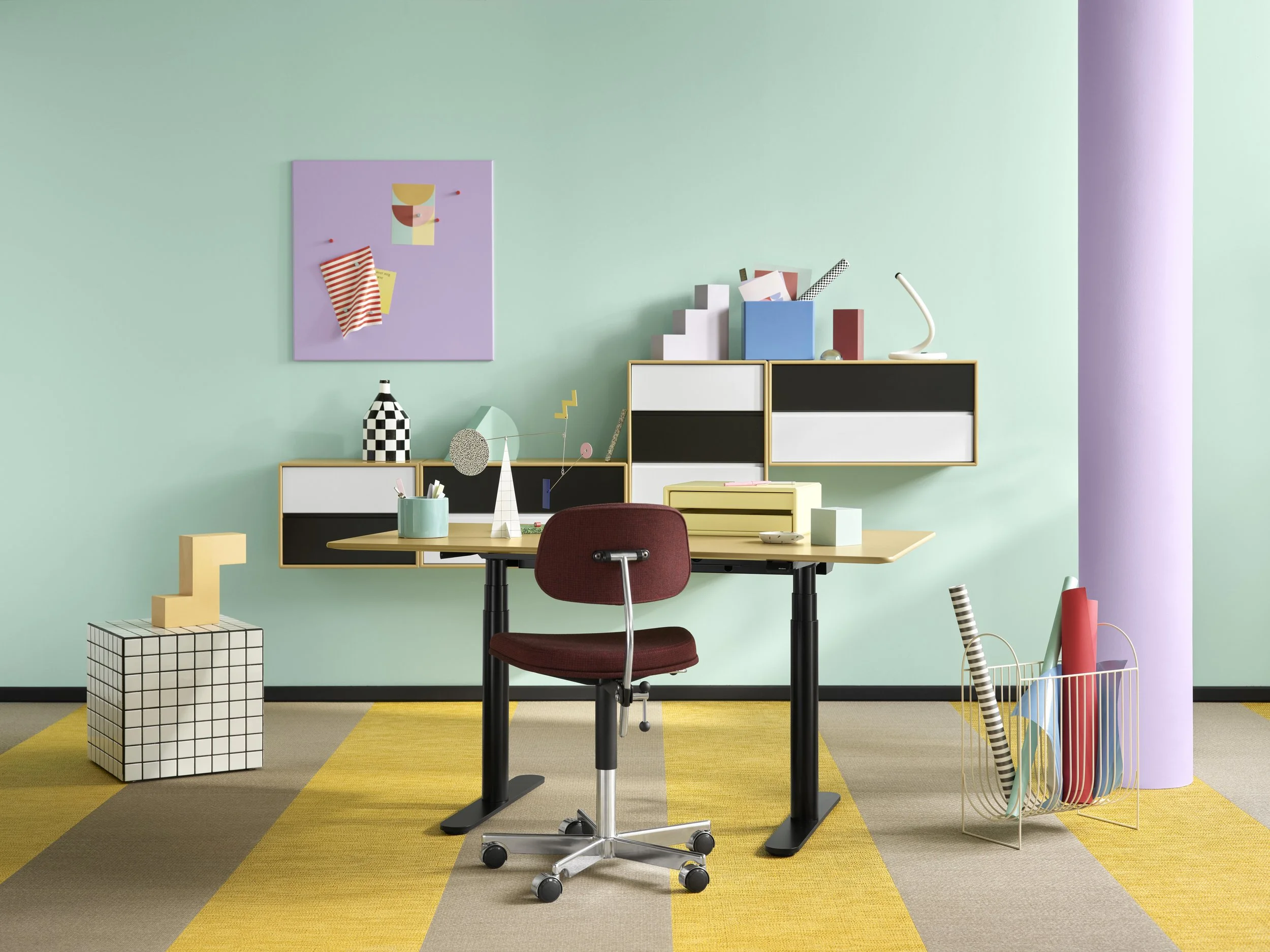 Montana_Home_22_23_S02_Cumin_Black_NewWhite_Iris_HiLow2_Kevi2534U_W.jpg