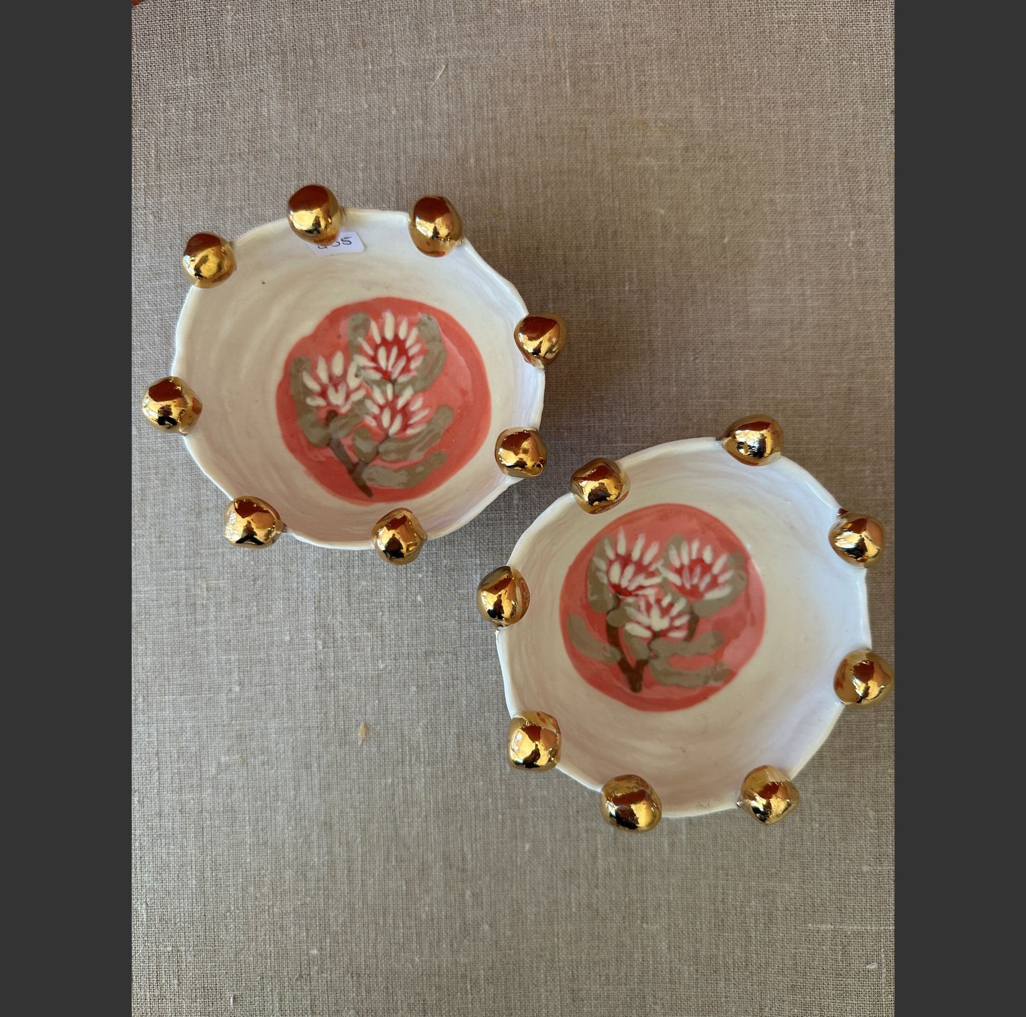 Hannah Goggs gold lustre bowls.jpg