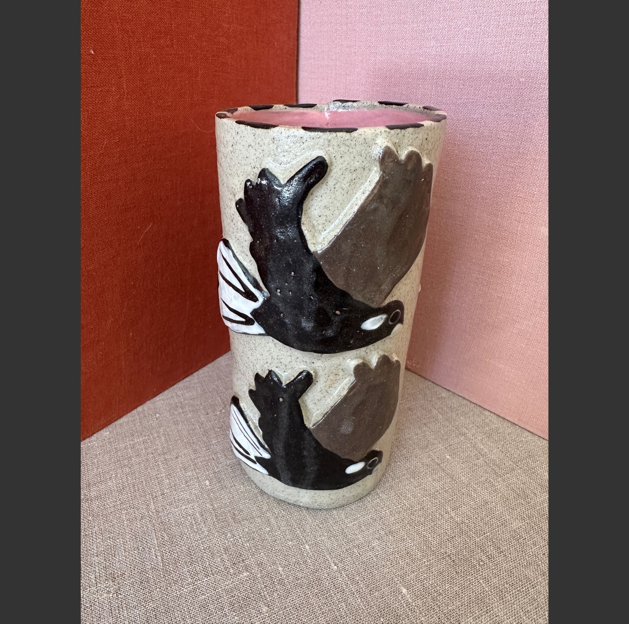 Hannah Goggs Cockatoo Vase cream speckle.jpg