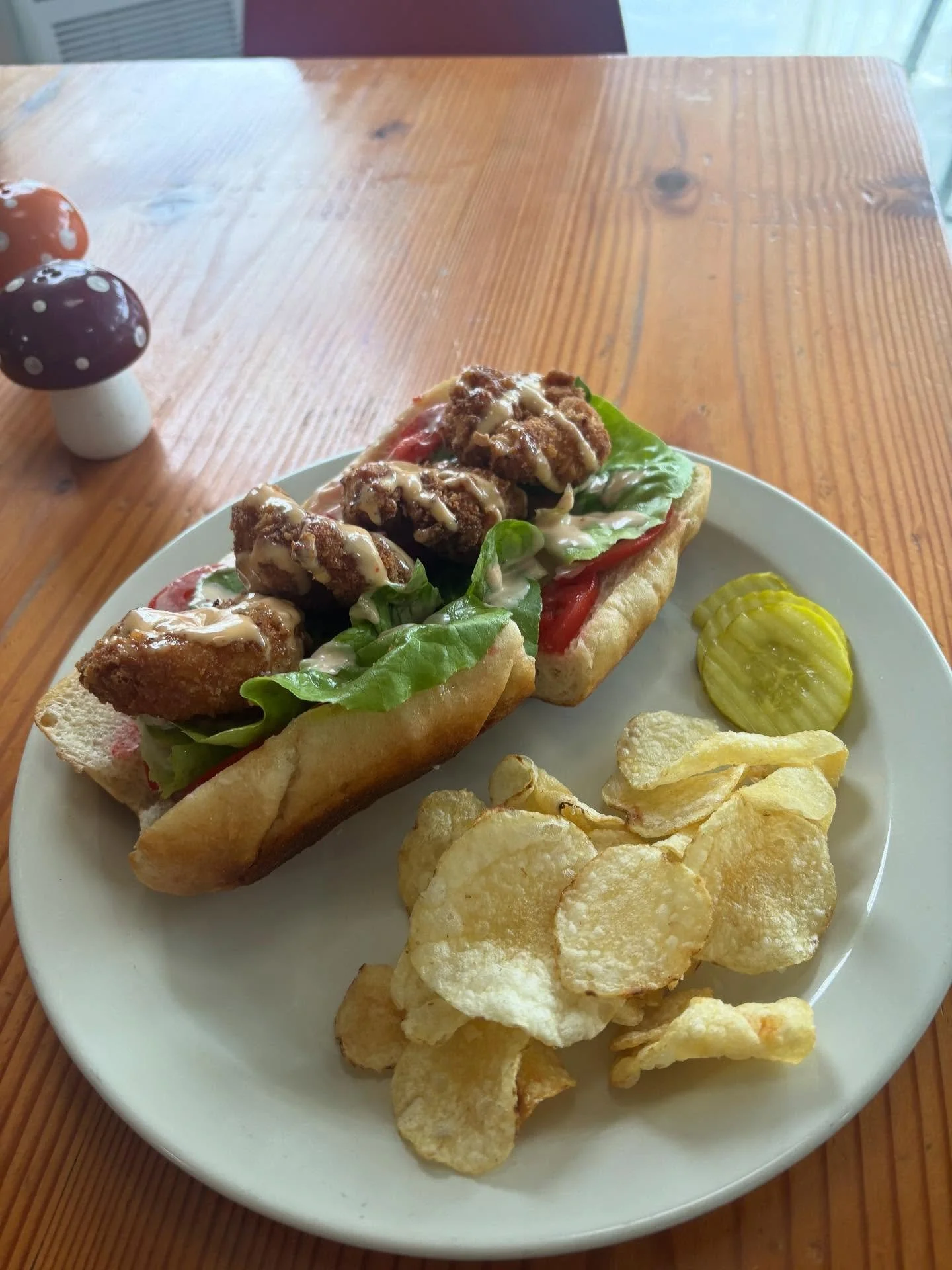Specials are out!! 

Bang Bang Shrimp Po Boy($18)
- Fried Shrimp(Cornstarch, Garlic, Onion, Buttermilk), Bang Bang Sauce (Mayo, Siracha, Sweet Chili Sauce &amp; Vinegar), @sowlovegardens Gem Lettuce, Sliced Tomato and Pickles.

Caprese Salad ($13)
- 