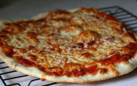 Tonight&rsquo;s music night dinner special is calzones &amp; pizza with homemade dough and sauce! #dinner #tunbridgegeneralstore #localbusiness #localmusic #musicnight