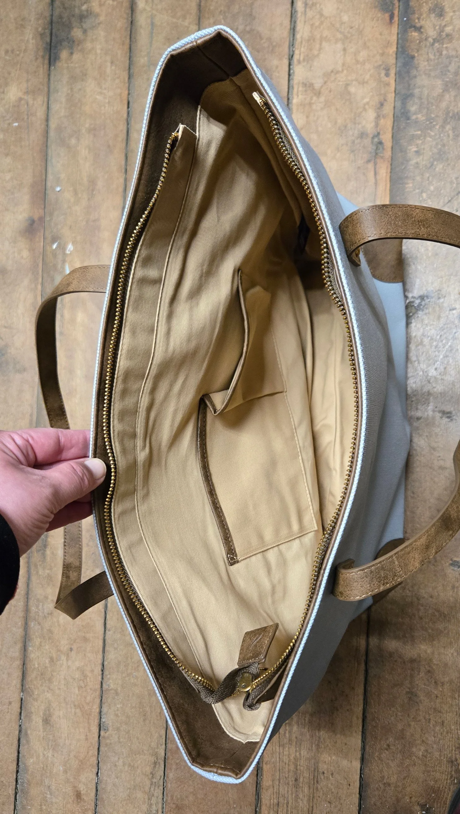 Tote Bag_ Leather and Canvas 03 - Edited.jpg