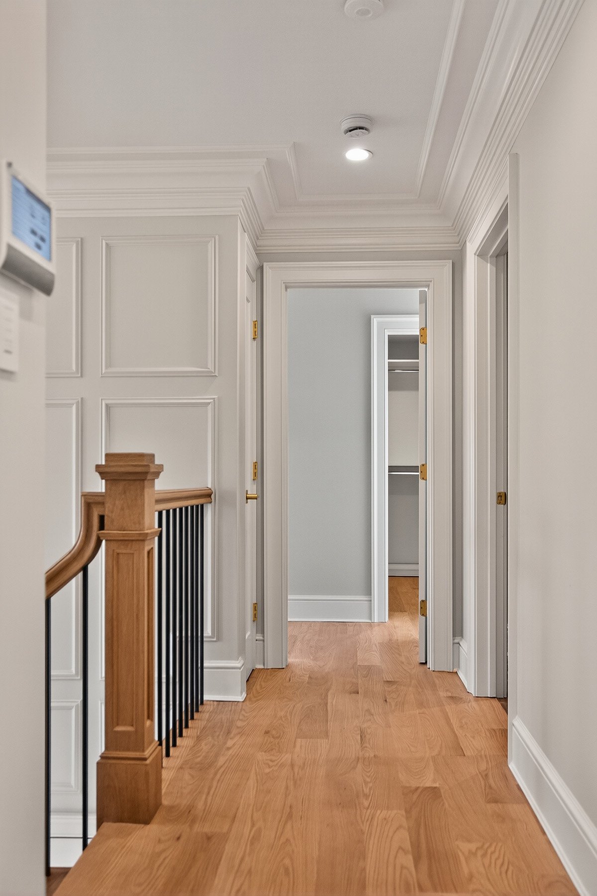 Wildwood #10 upstairs hallway.jpg
