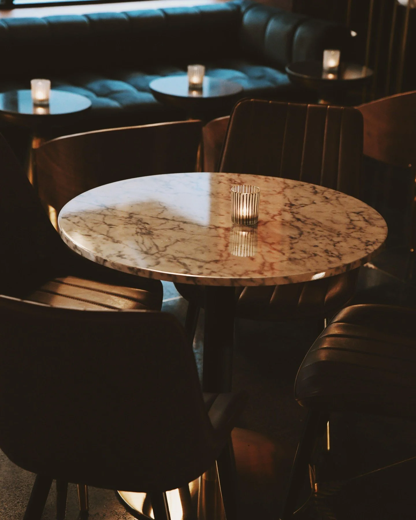 Sold out on Valentine&rsquo;s Day. 💘🍸But we're still taking reservations for the night before. Bring your BOO to VOO!

Friday, Feb 13th:
🎹 Live music with @aaronmitchell790
🤫 Surprises at every table
📸 VOO Vault photo moments

Open 6&ndash;12 AM