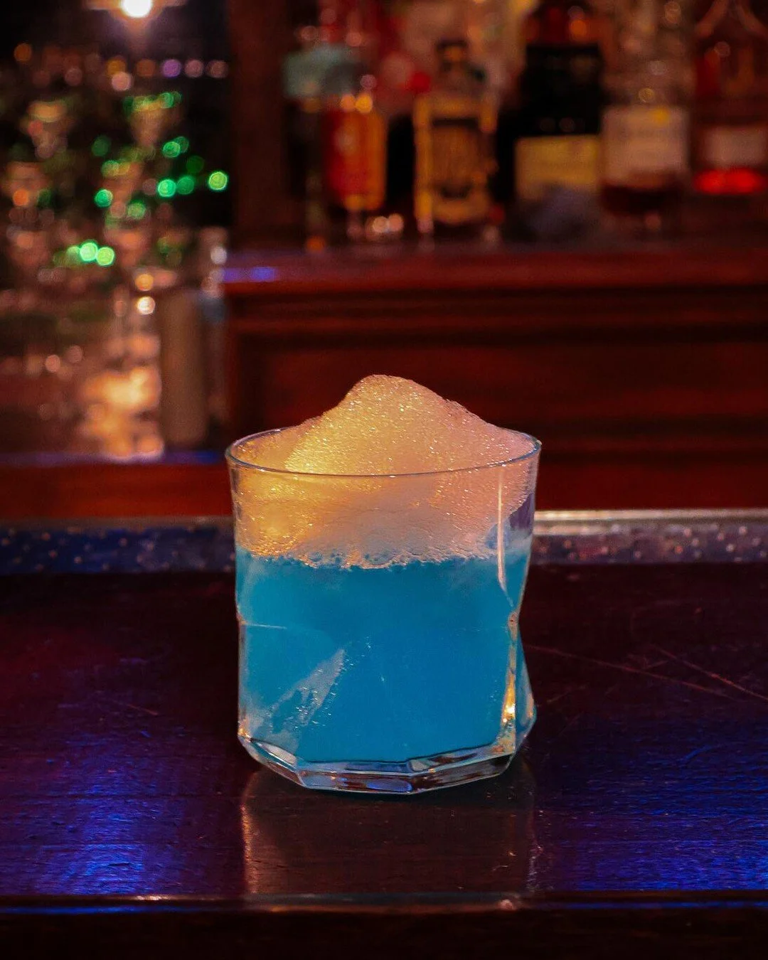 Poseidon (pus-sai-duhn) 🌊

🍸: Grey Whale Gin, Italicus Rosolio di Bergamotto, nori Syrup, lime juice, Bitter Bergamot foam

Greek God of the sea, earthquakes, storms, and horses, was known as a moody and temperamental Olympian.