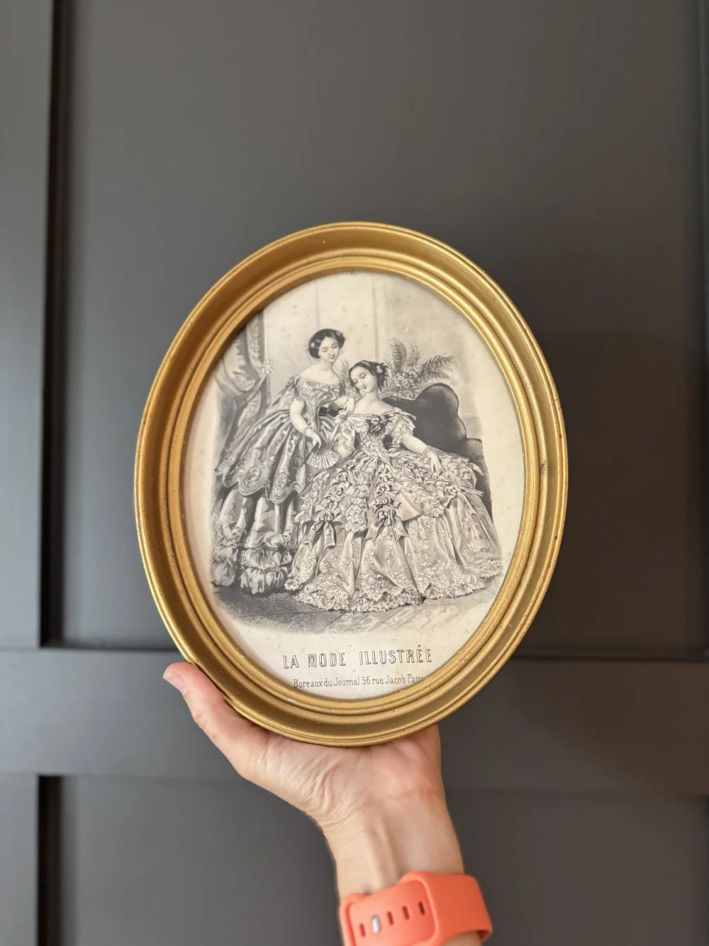 フランスアンティーク 額縁La Mode Illustree Vintage La Mode Illustree Framed Victorian Fashion Print