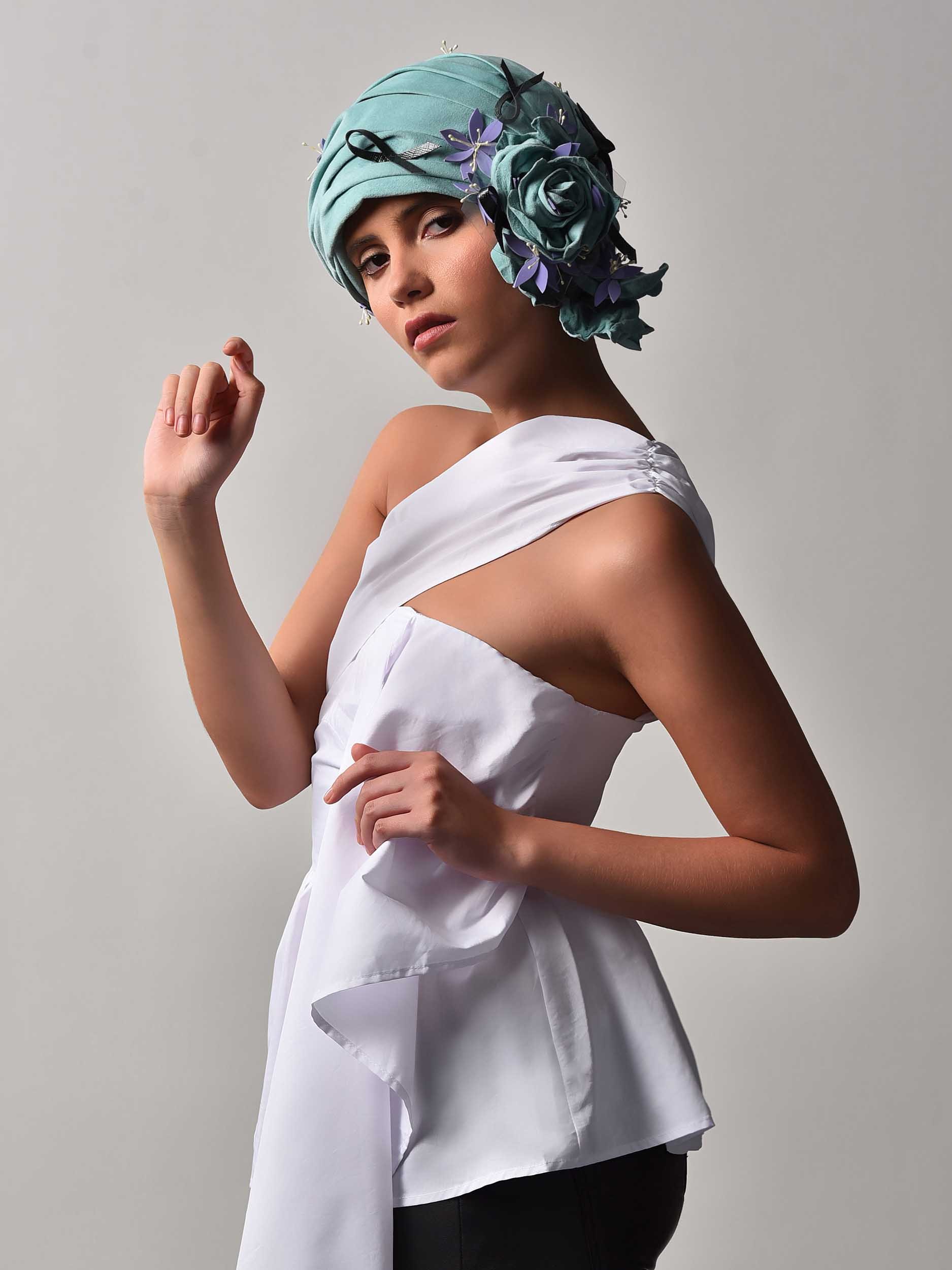 Elise-Gustilo-Solitaire-Photographer-Emma-Jane-Side-R34.jpg