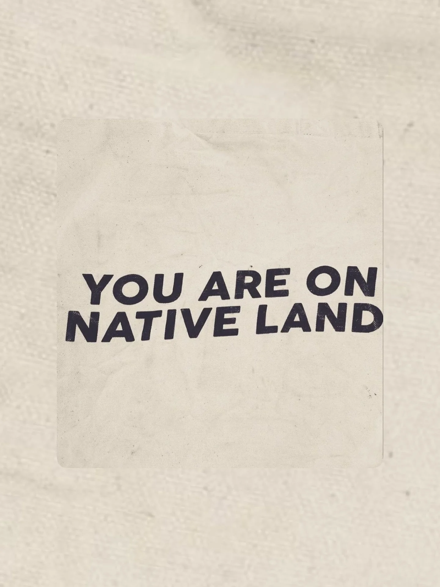 You cannot be illegal on stolen land. 

Happy #IndigenousPeoplesDay 

🤎
