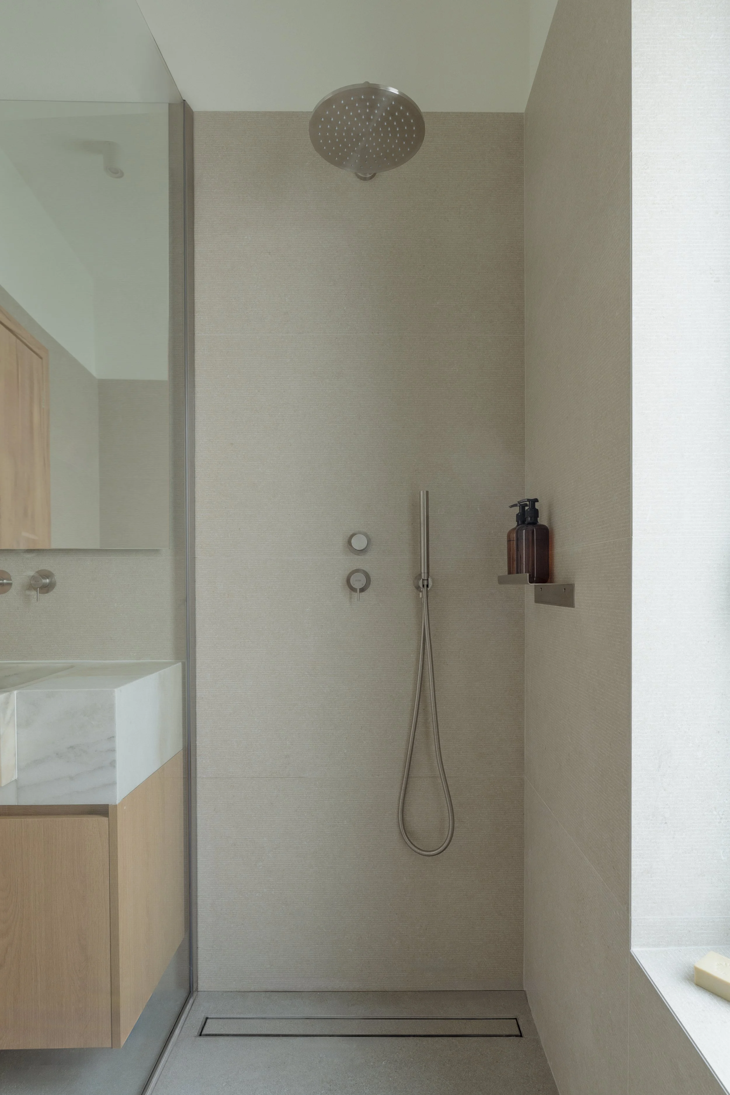 VPR03261_Vasso_Paraschi_ copy.jpg