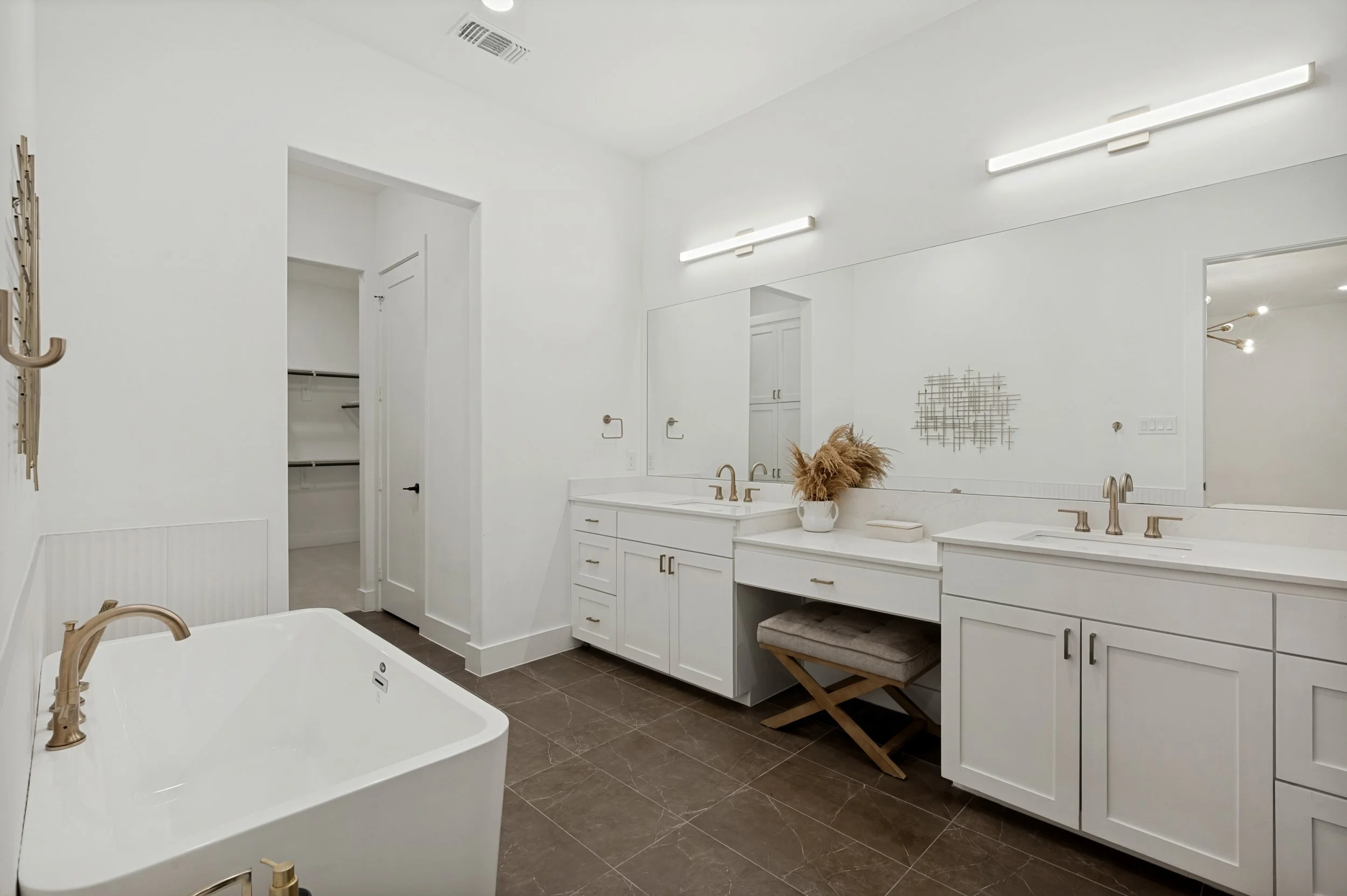 9118-prado-ln-dallas-tx-75220-High-Res-19.jpg