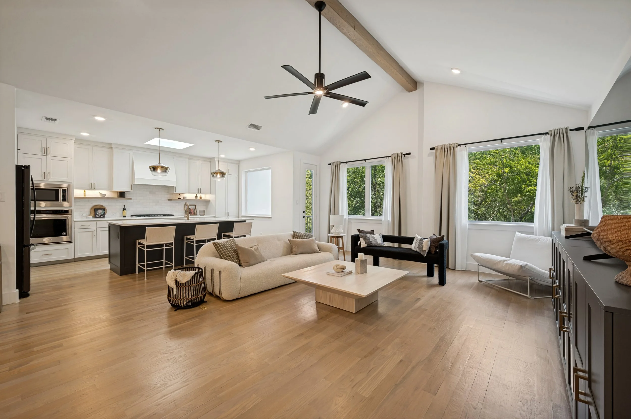 9118-prado-ln-dallas-tx-75220-High-Res-7.jpg