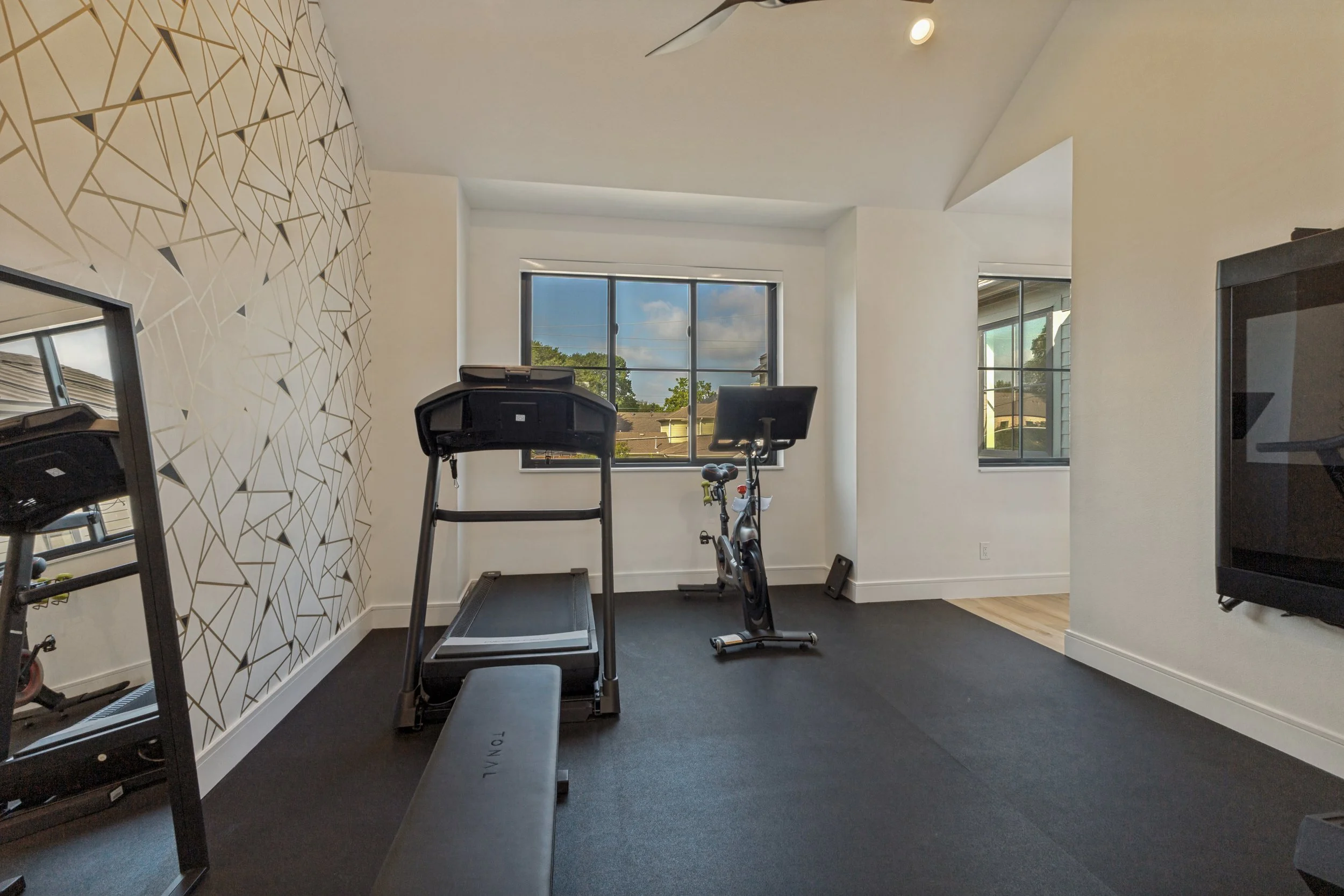 1606-old-gate-ln-dallas-tx-75218-High-Res-23.jpg