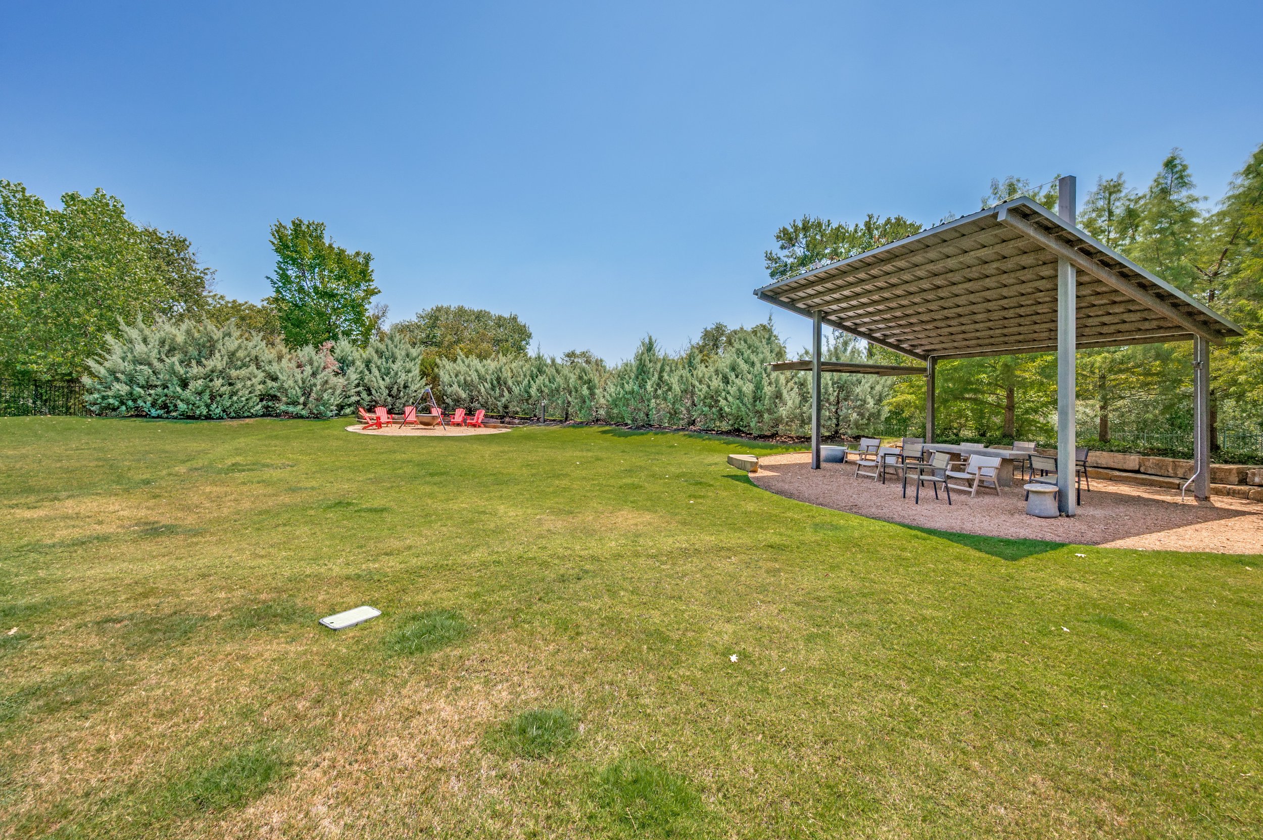 9118-prado-ln-dallas-tx-75220-High-Res-25.jpg