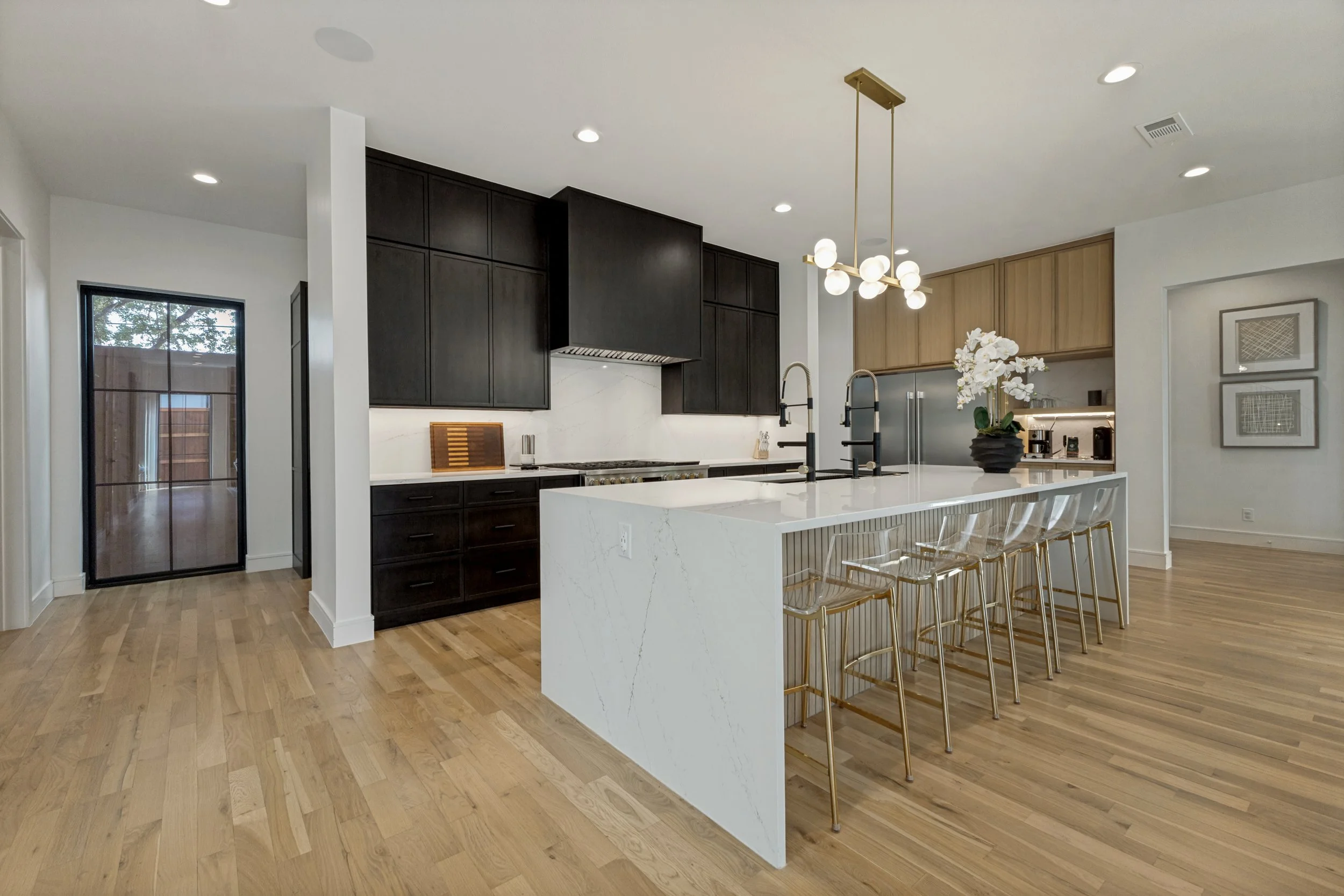 1606-old-gate-ln-dallas-tx-75218-High-Res-16.jpg