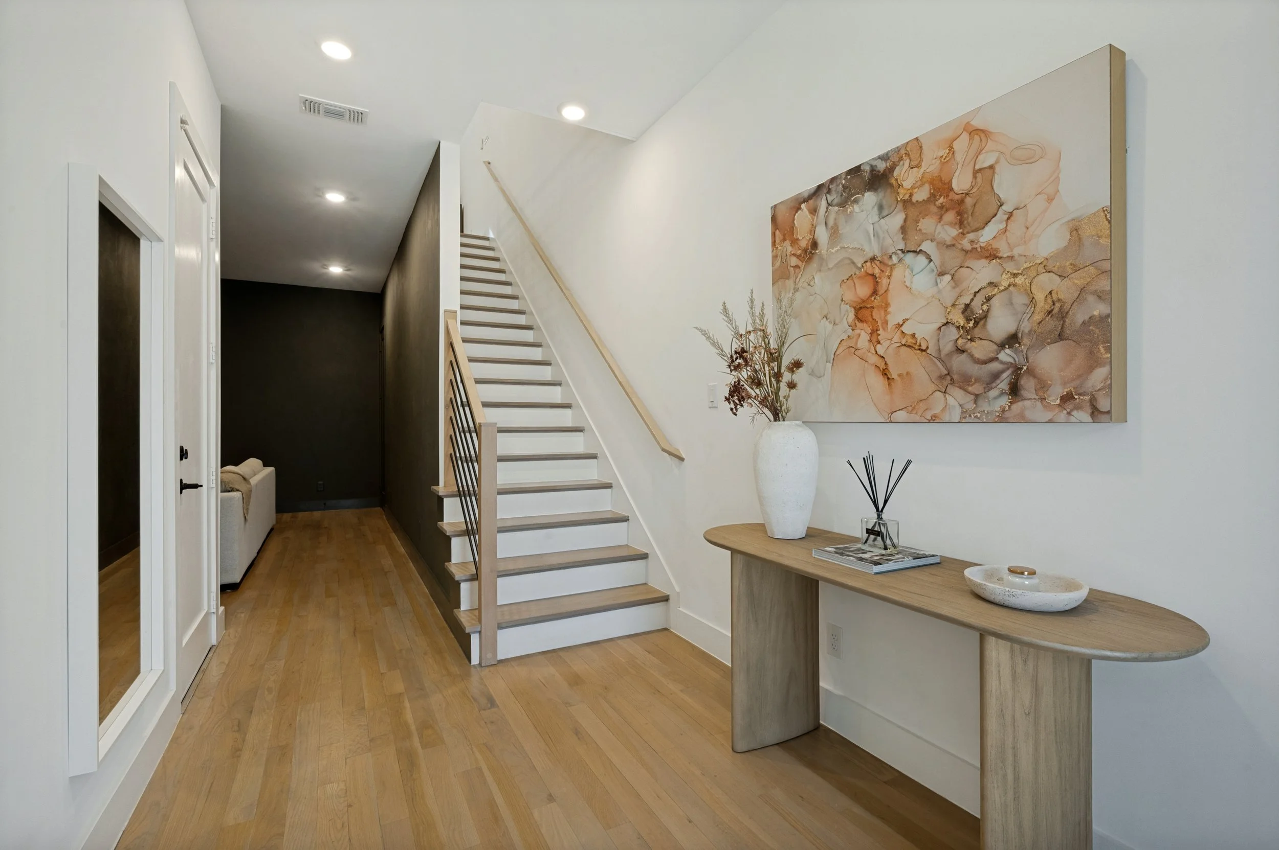 9118-prado-ln-dallas-tx-75220-High-Res-4.jpg