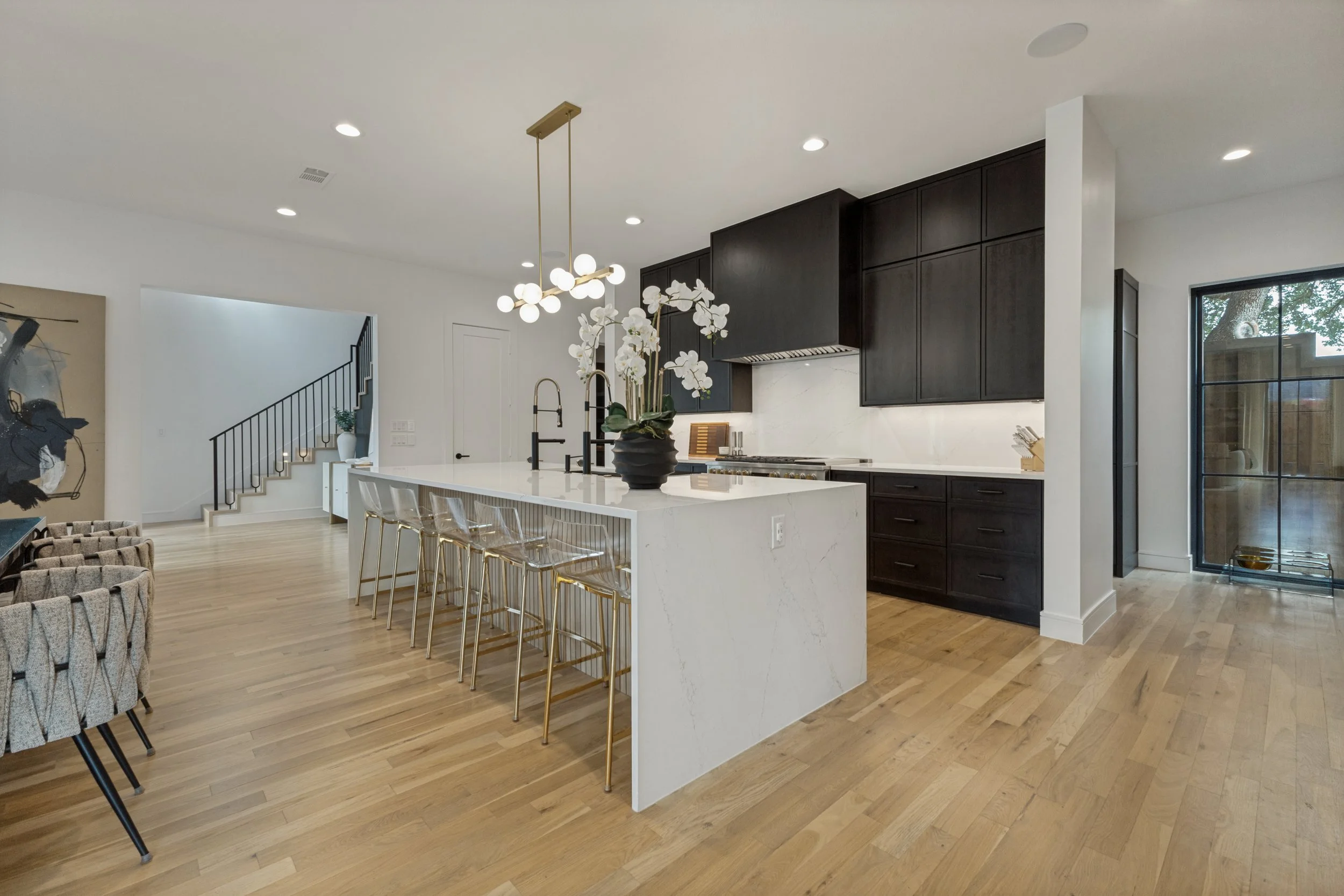 1606-old-gate-ln-dallas-tx-75218-High-Res-17.jpg