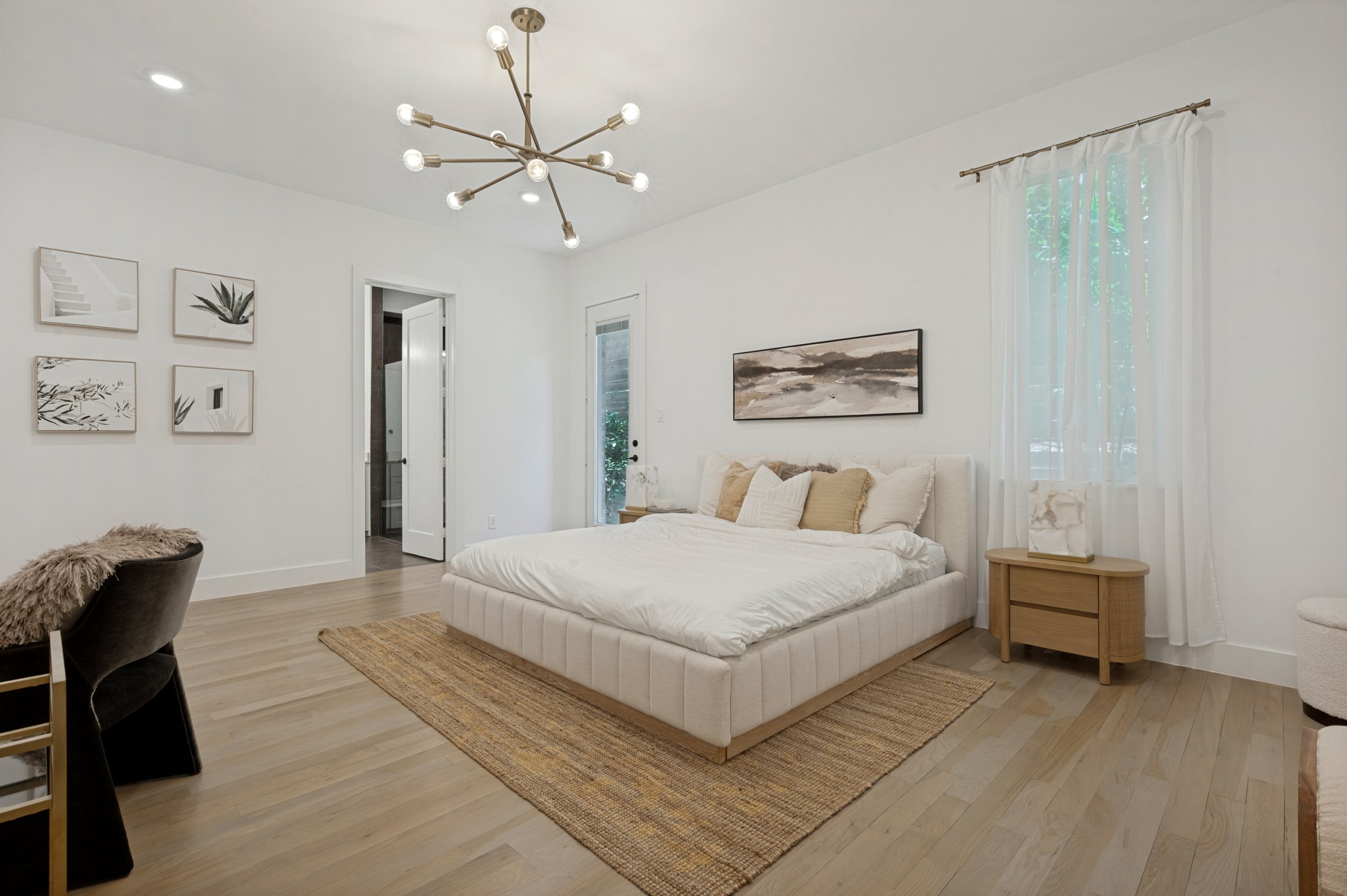 9118-prado-ln-dallas-tx-75220-High-Res-14.jpg