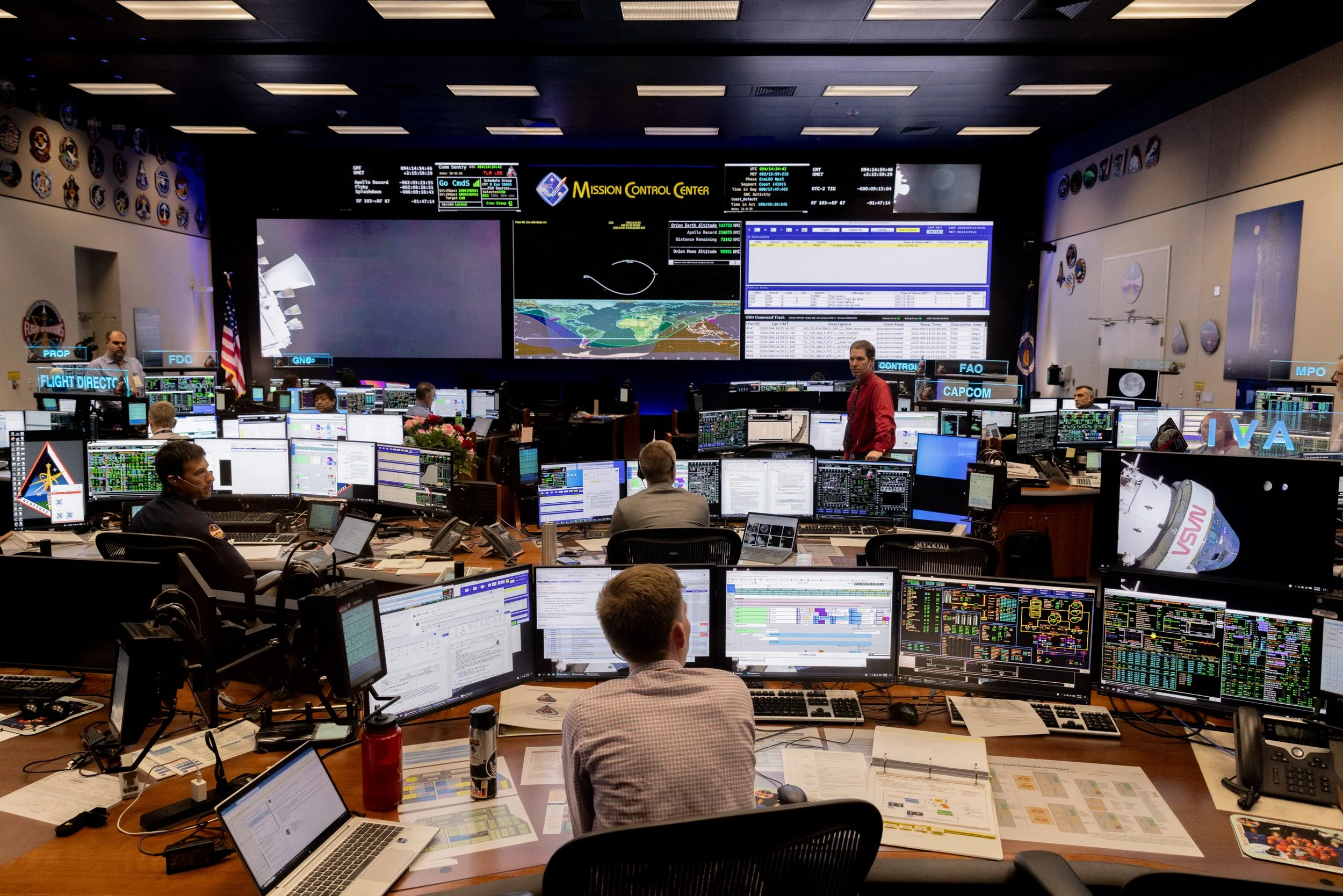 Klos, Cassandra_NYT_ArtemisFlyBy_JSC_0280.jpg