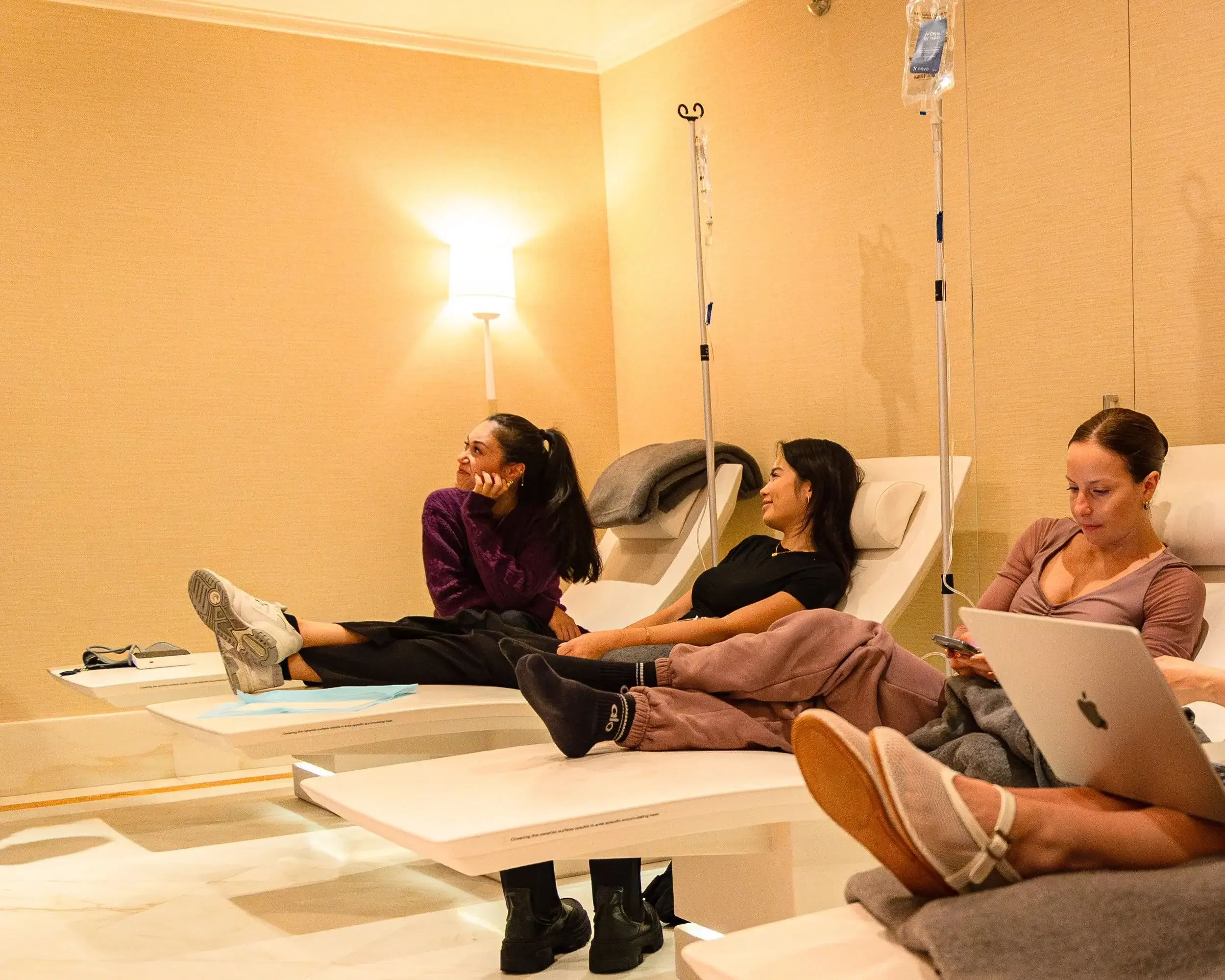 DN_Navo_06-16-25_SurreyHotel47.webp