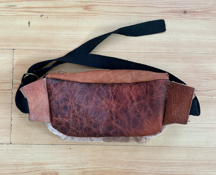 Deerskin fanny pack.png