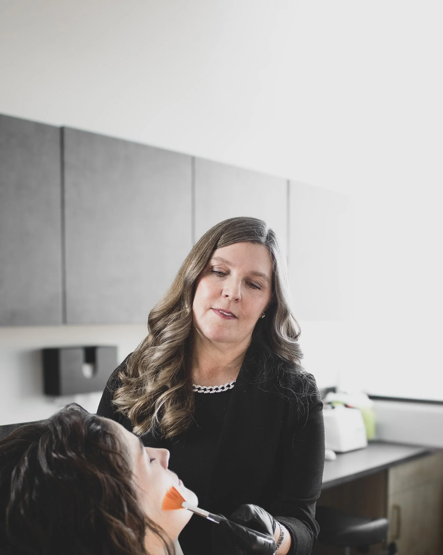 salon studio suite rental beauty space for rent for beauty professionals in Okotoks and Calgary