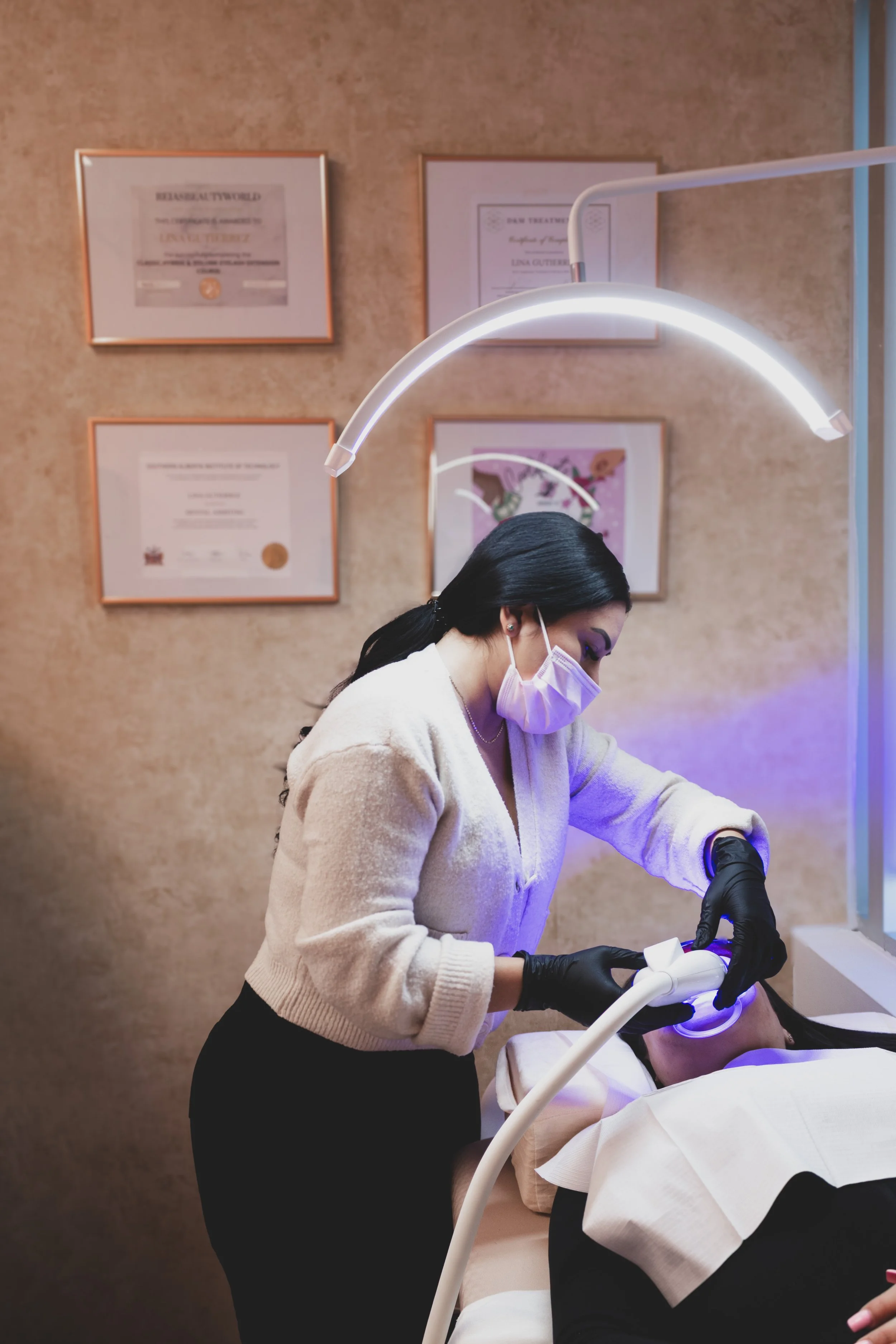 salon studio suite rental beauty space for rent for beauty professionals in Okotoks and Calgary