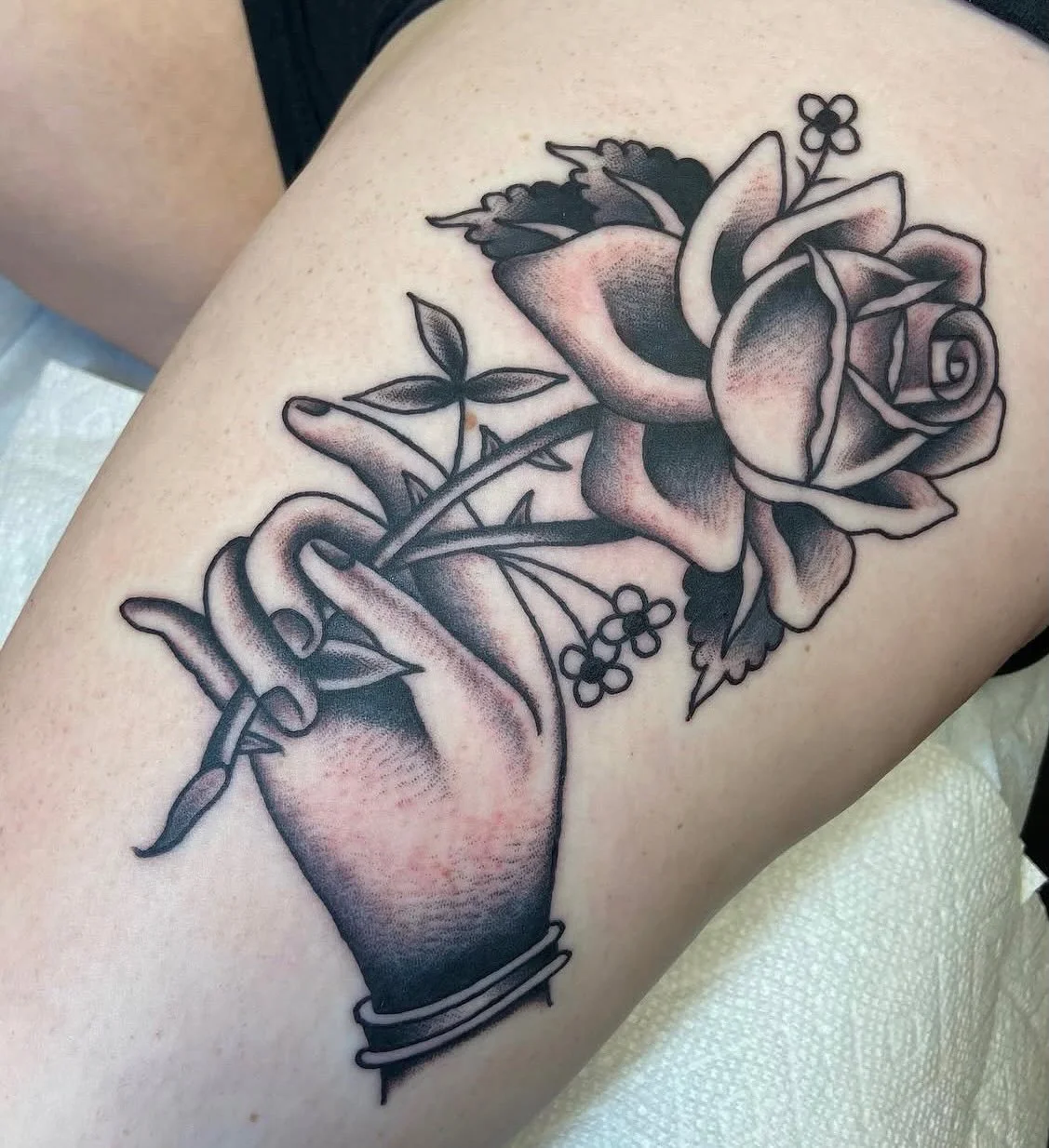 🚨🚨🚨GUEST ARTIST ALERT 🚨🚨🚨
@southpaw.sky is guesting with us today till 6pm!!Walk-ins welcome or direct message him on instagram! @southpaw.sky

Thanks for looking