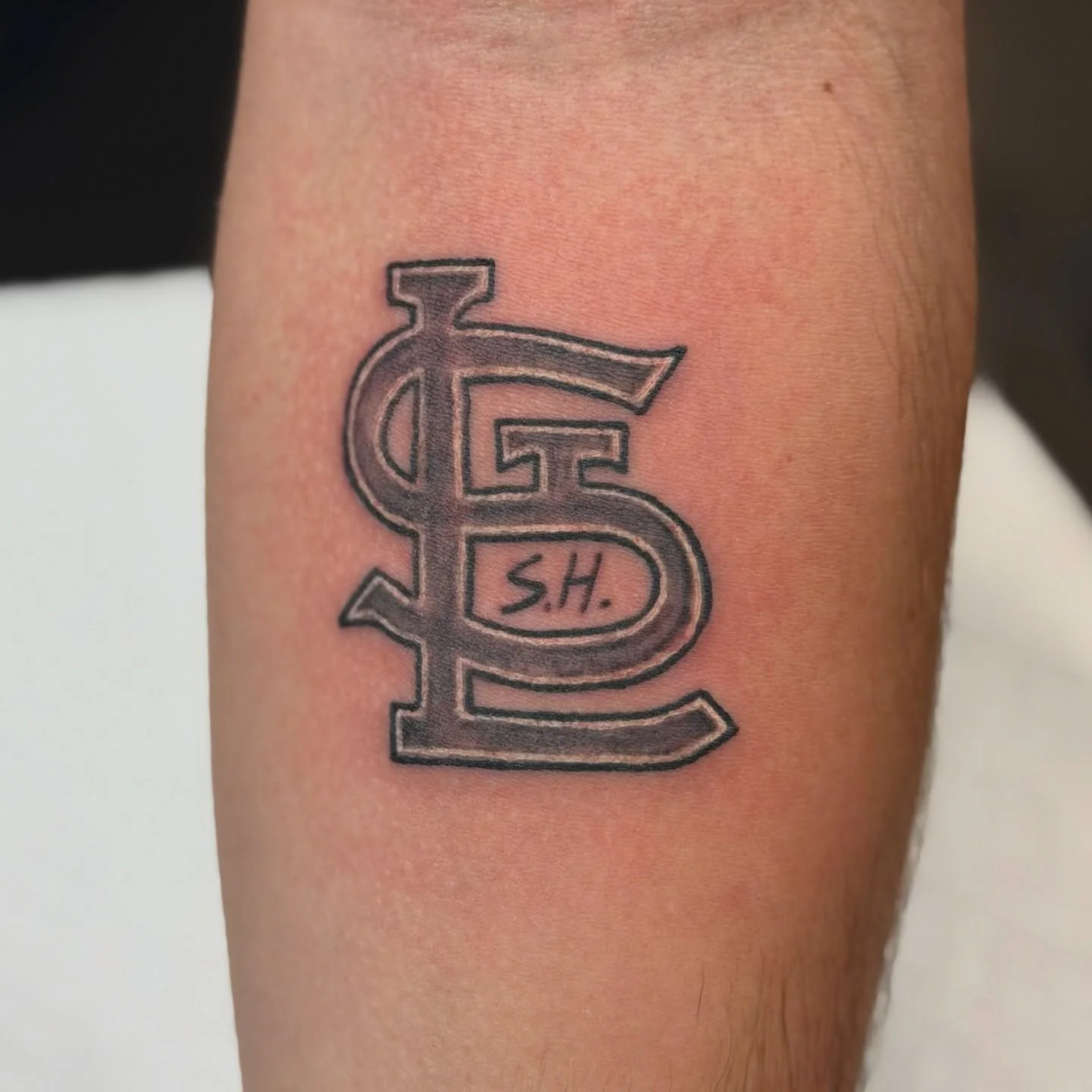 Walk-in by @donnieblackburn_1974 @evermore_gallery