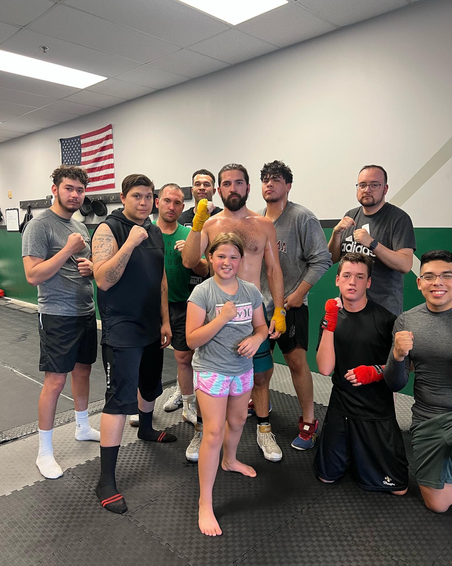 Another great Saturday morning open gym is wrapped up! One of our favorite times of the week 🤩 Love seeing everyone come out and put in some good, hard work. See you next time!
&bull;
&bull;
&bull;
&bull;
&bull;
&bull;
#boxing #kickboxing #mma #fitn