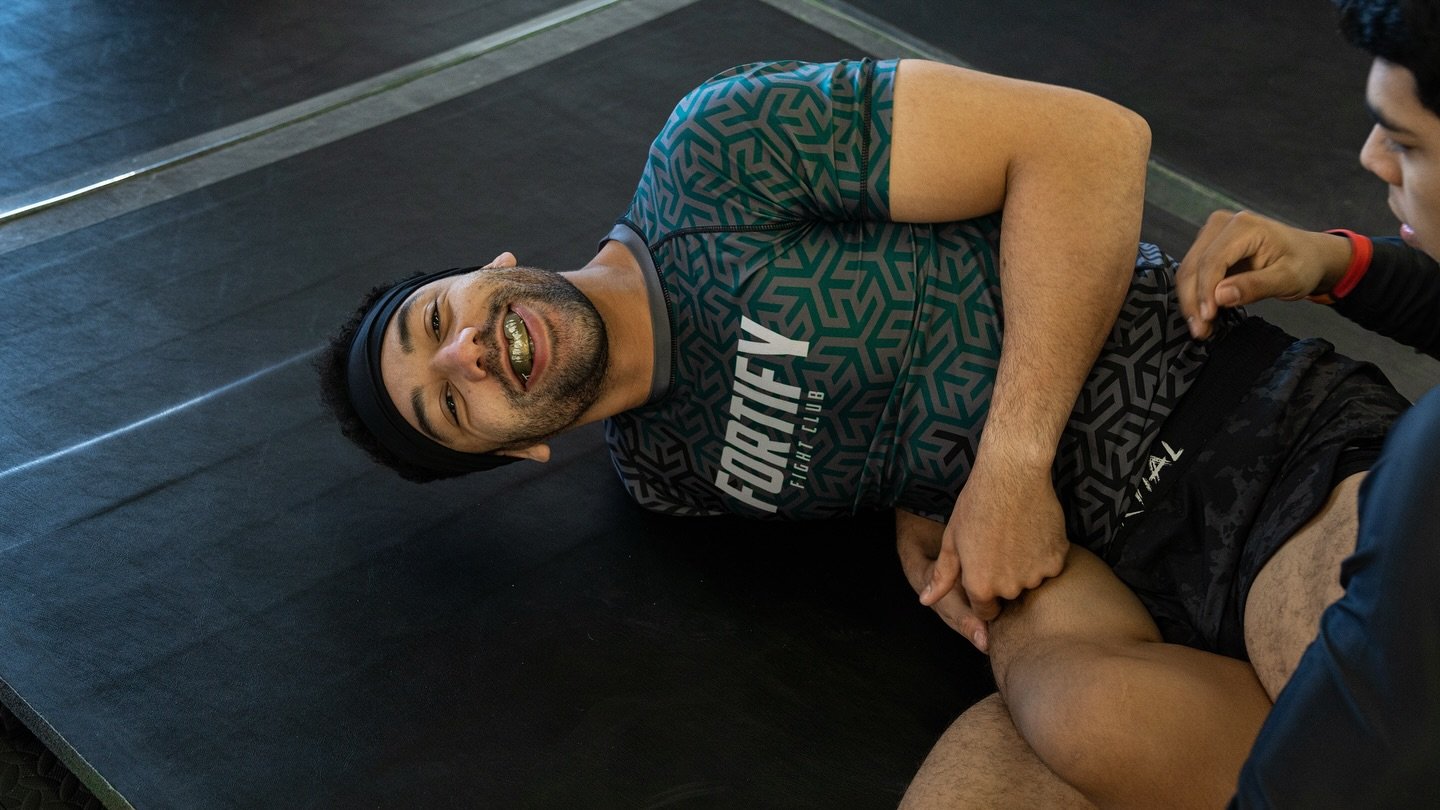NO-GI BJJ with Coach @mattybarz is almost every day of the week! 

Monday: 4 PM
Wednesday: 4 PM
Thursday: 7:30 PM
Friday: 10 AM
Saturday: 1 PM 

See you on the mats!! ☀️🏆

#boxing #kickboxing #mma #fitness #fitfam #fightfam #competition #confidence 