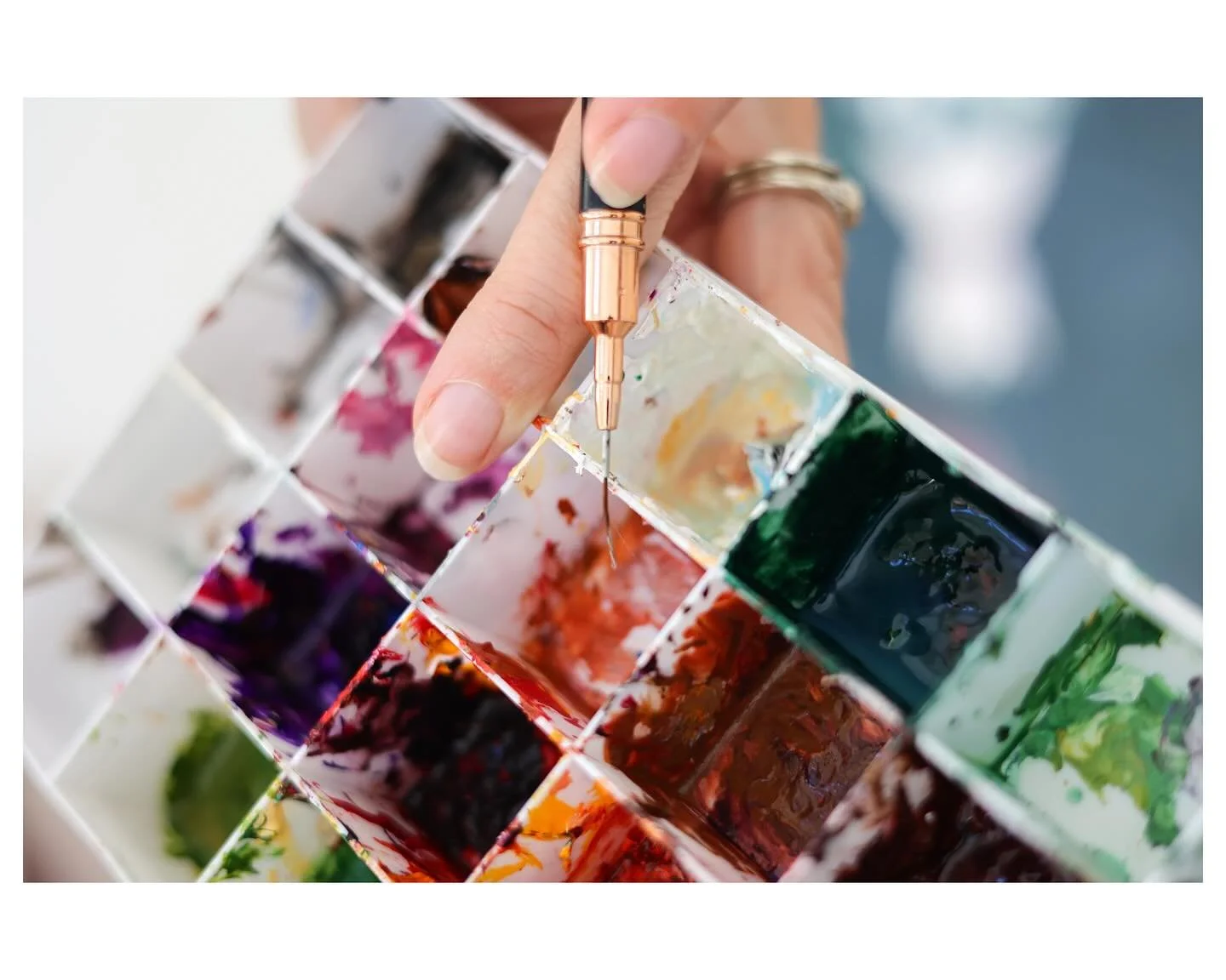 There&rsquo;s something about a palette that I find very beautiful. It&rsquo;s a perfectly chaotic symphony comprised of all the colors you carefully laid out elsewhere.