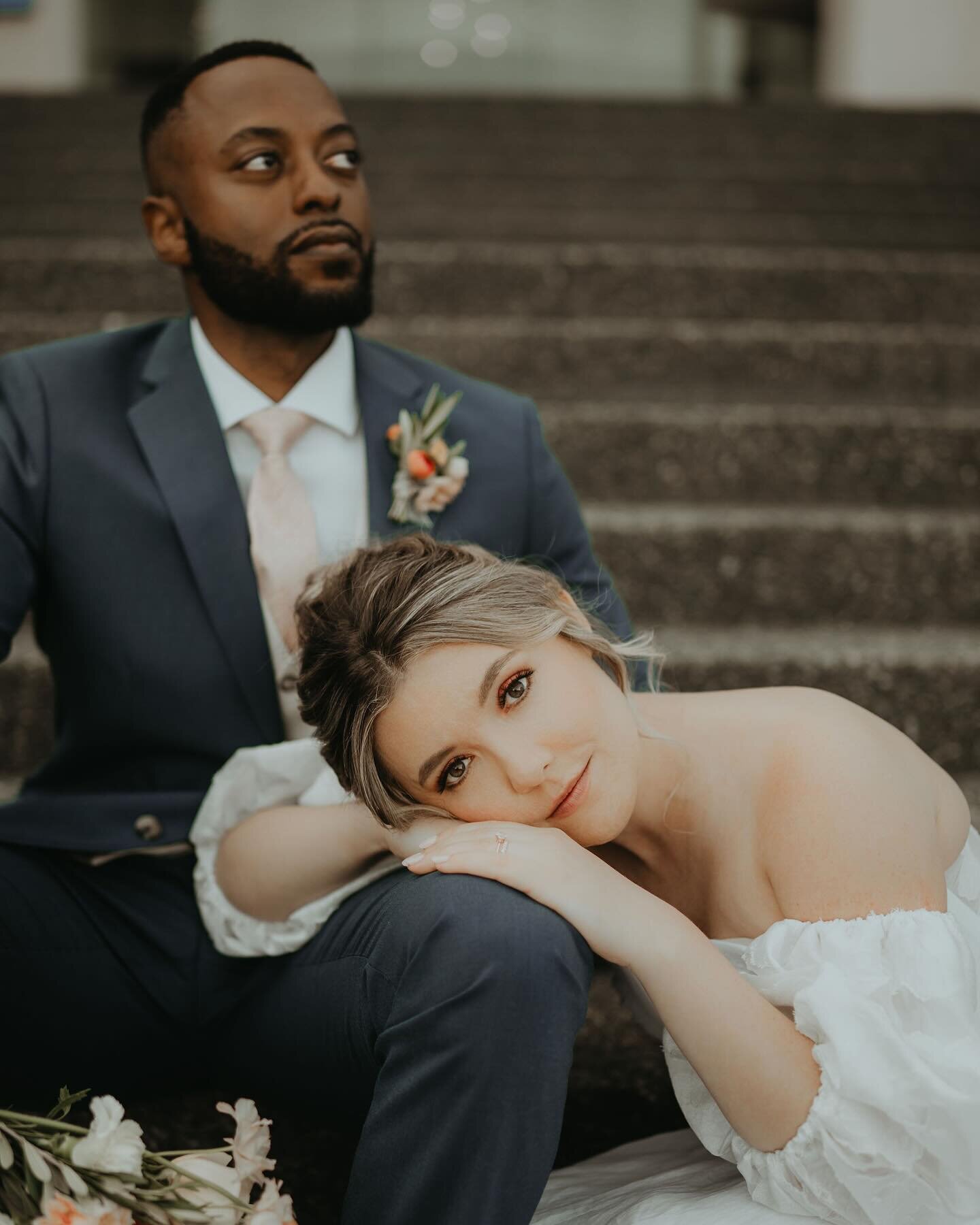 This shoot was special, so fun to work with colour! 
Brought to you by a very talented team:

@rivkah_foto
@makeupbysquish
@everystrandmatters 
@ashleymarieparris 
@shotsbyparris
@deltavictoria
@brownstheflorist
@yourdreamthemeeventdesign
@jbstylze
@