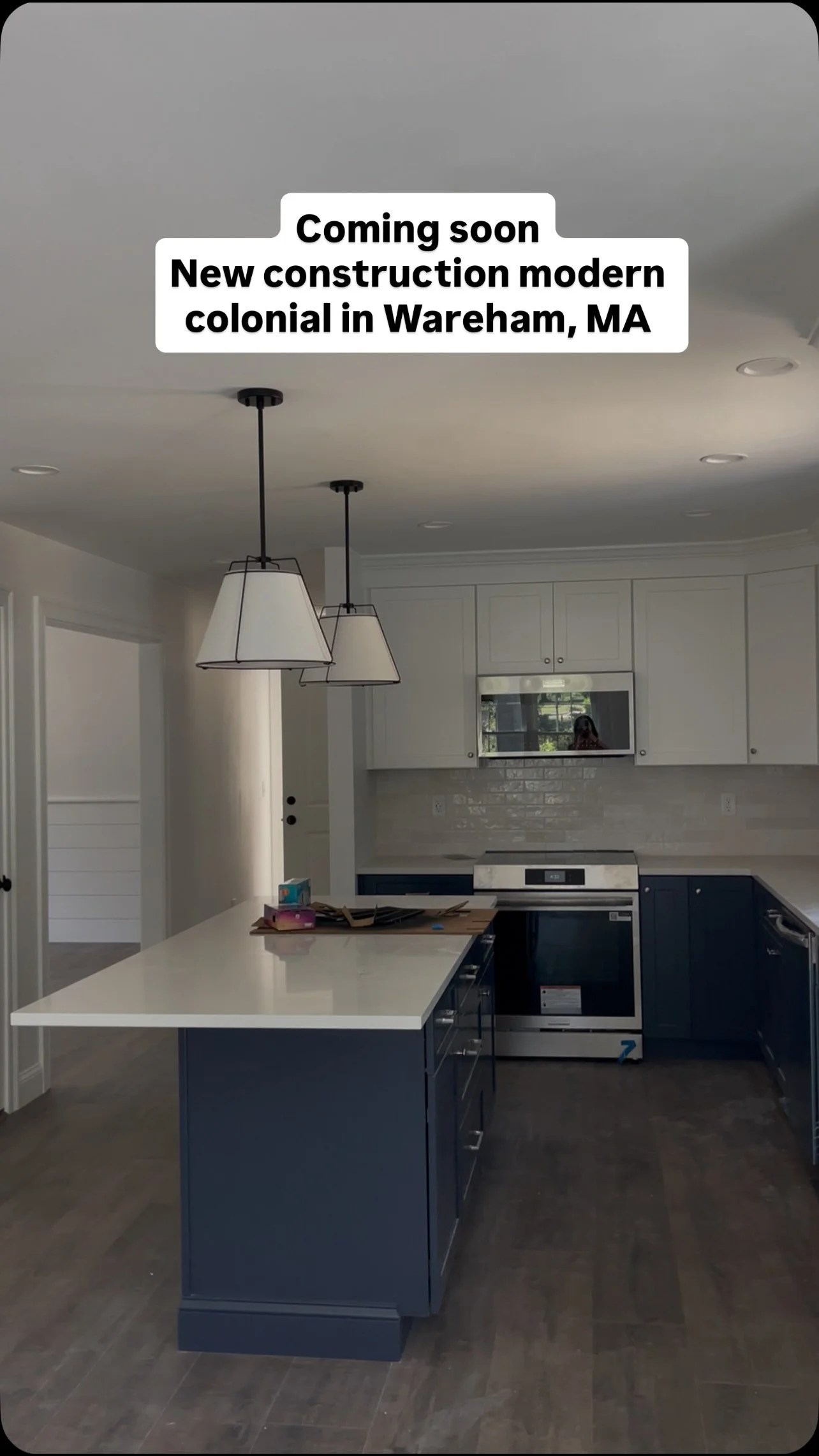 ✨ Sneak Peek! ✨
This stunning modern Colonial in Wareham, MA is hitting the market very soon — and we couldn’t wait to give you a little look!
🏡 Featuring:
3 spacious bedrooms
2.5 beautifully designed bathrooms
A 2-car garage
Thoughtfu