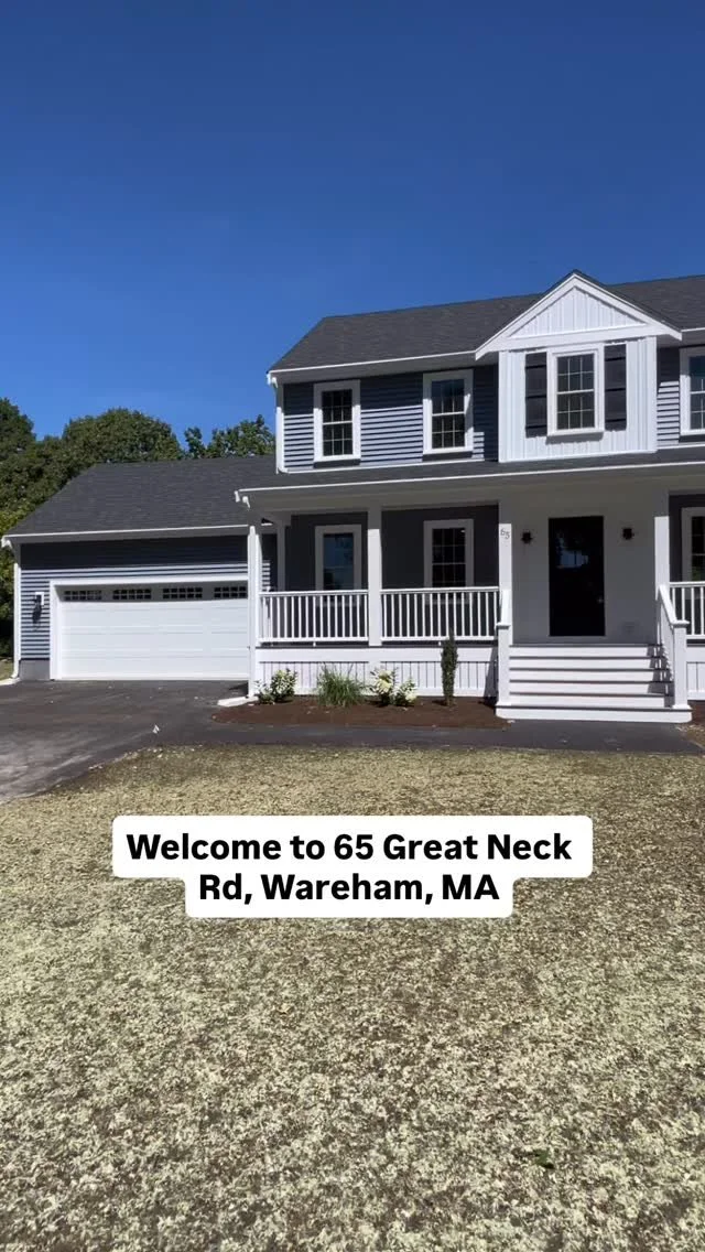 ✨Just Listed✨
Welcome to 65 Great Neck rd , Wareham, MA 🏡
This colonial beauty is ready to welcome you home
Blending classic charm with modern design, this 3 bed, 2.5 bath home features an open concept layout, beautiful kitchen, and warm touches t