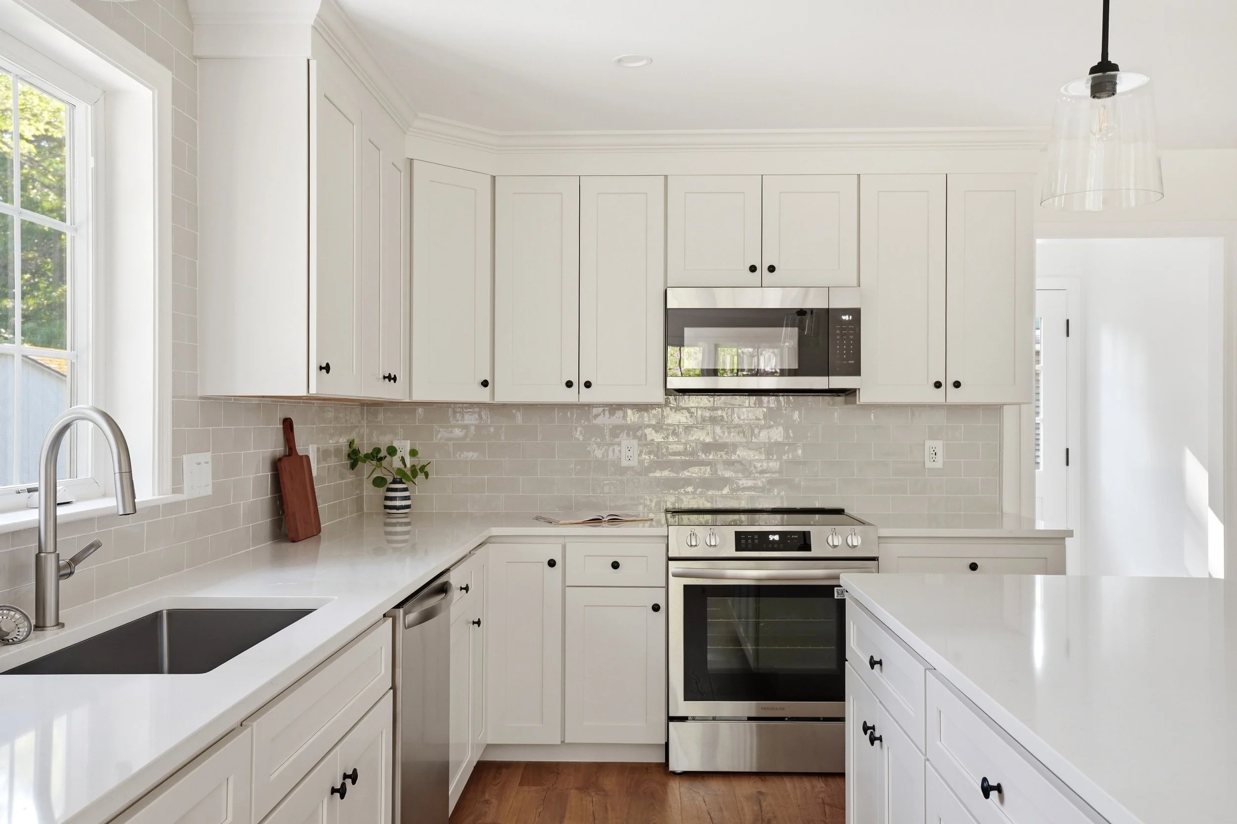 14-41 Avalon Dr-11.jpg