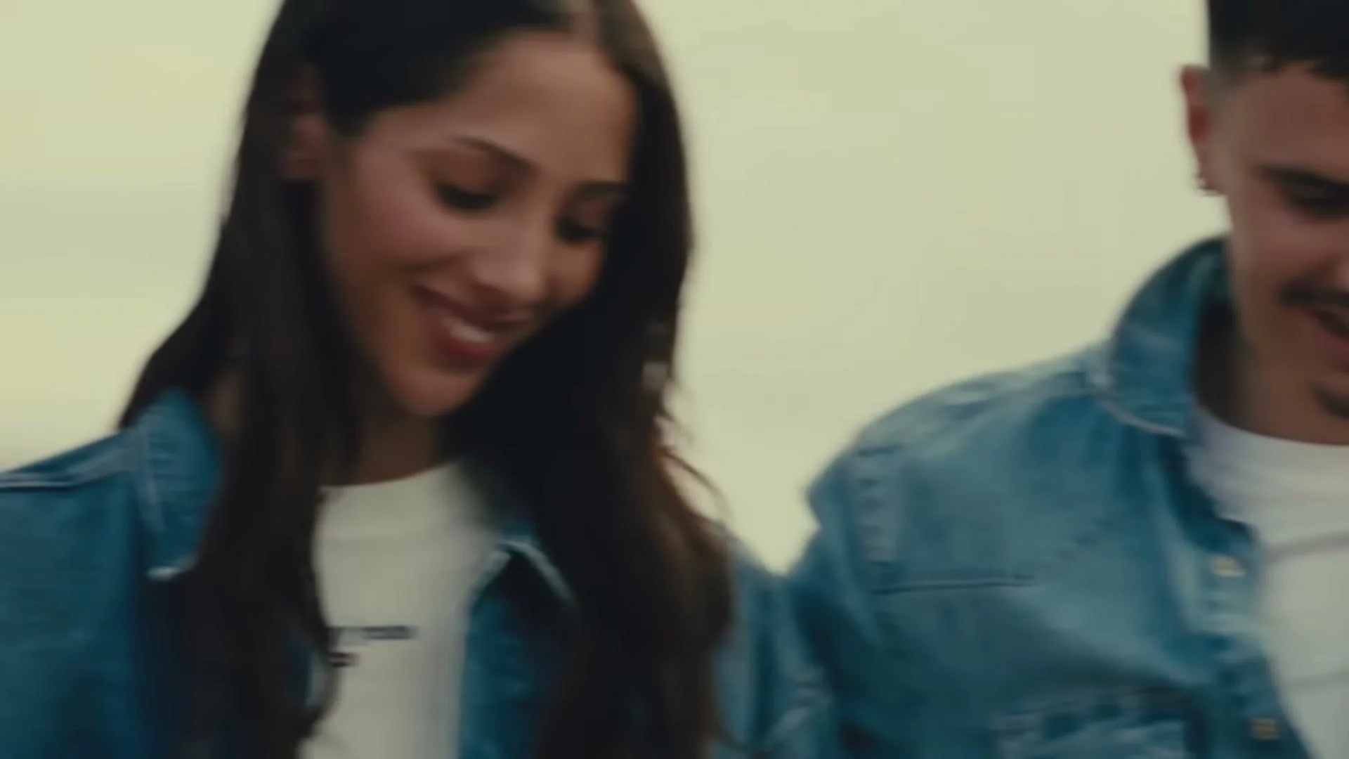 Tommy_Hilfiger_Always_Denim_08.jpg