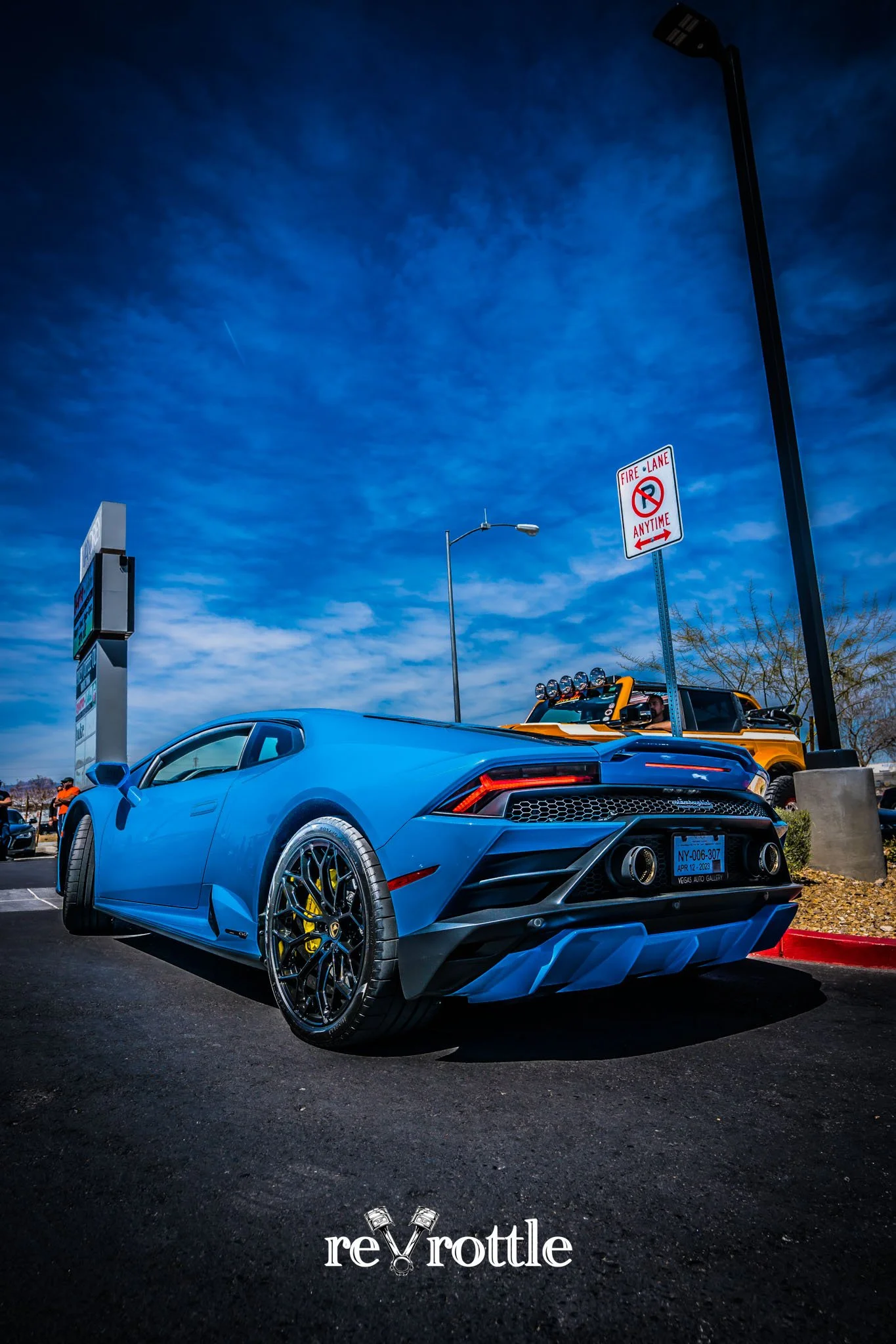 2023-04-02-Cars-and-Cafe-at-Pikey-Coffee-Las-Vegas-Car-Meets-Car-Photography-reVrottle-Vik-Chohan-Photography-Social-Media-025.jpg