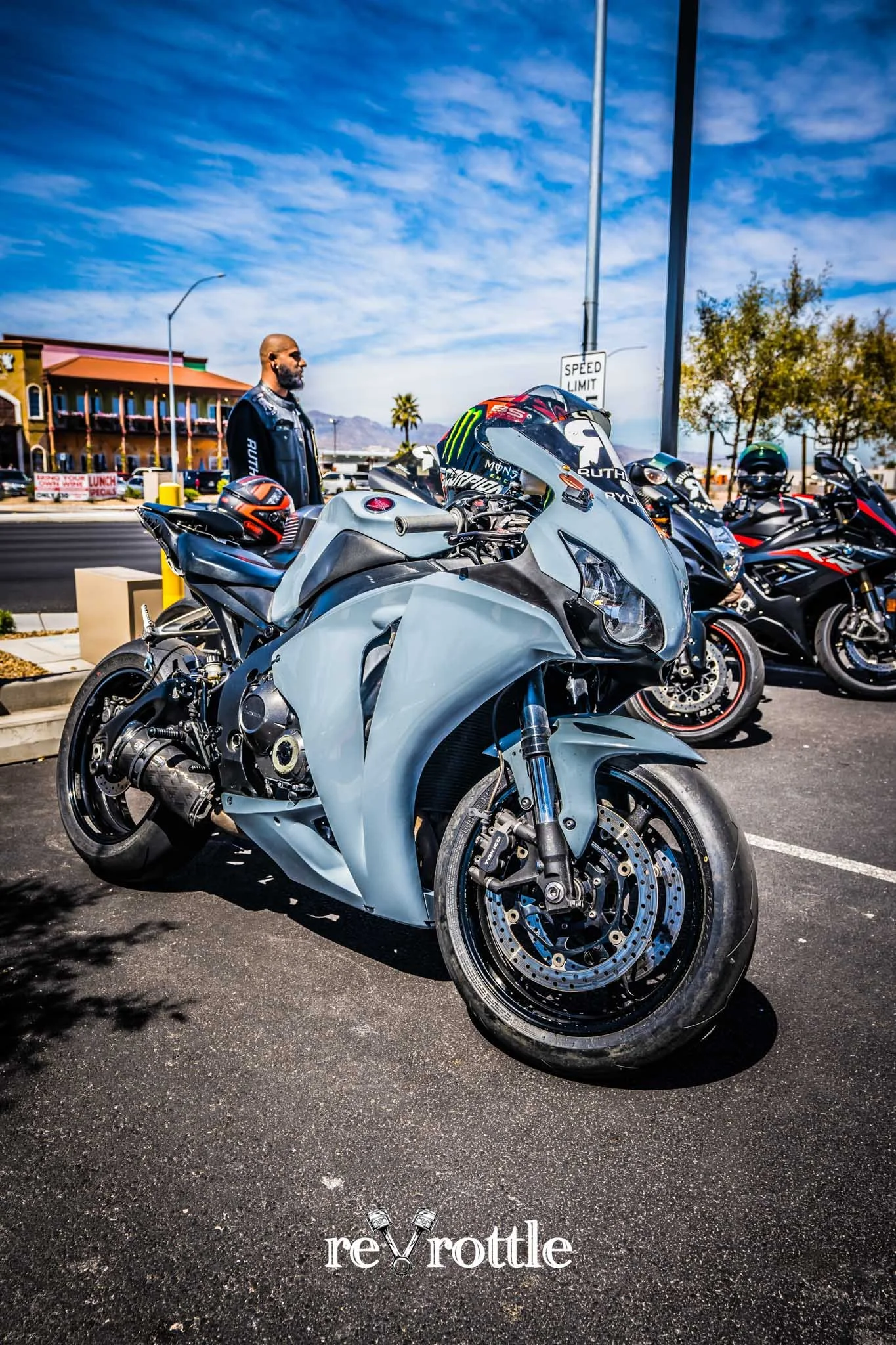 2023-04-02-Cars-and-Cafe-at-Pikey-Coffee-Las-Vegas-Car-Meets-Car-Photography-reVrottle-Vik-Chohan-Photography-Social-Media-157.jpg