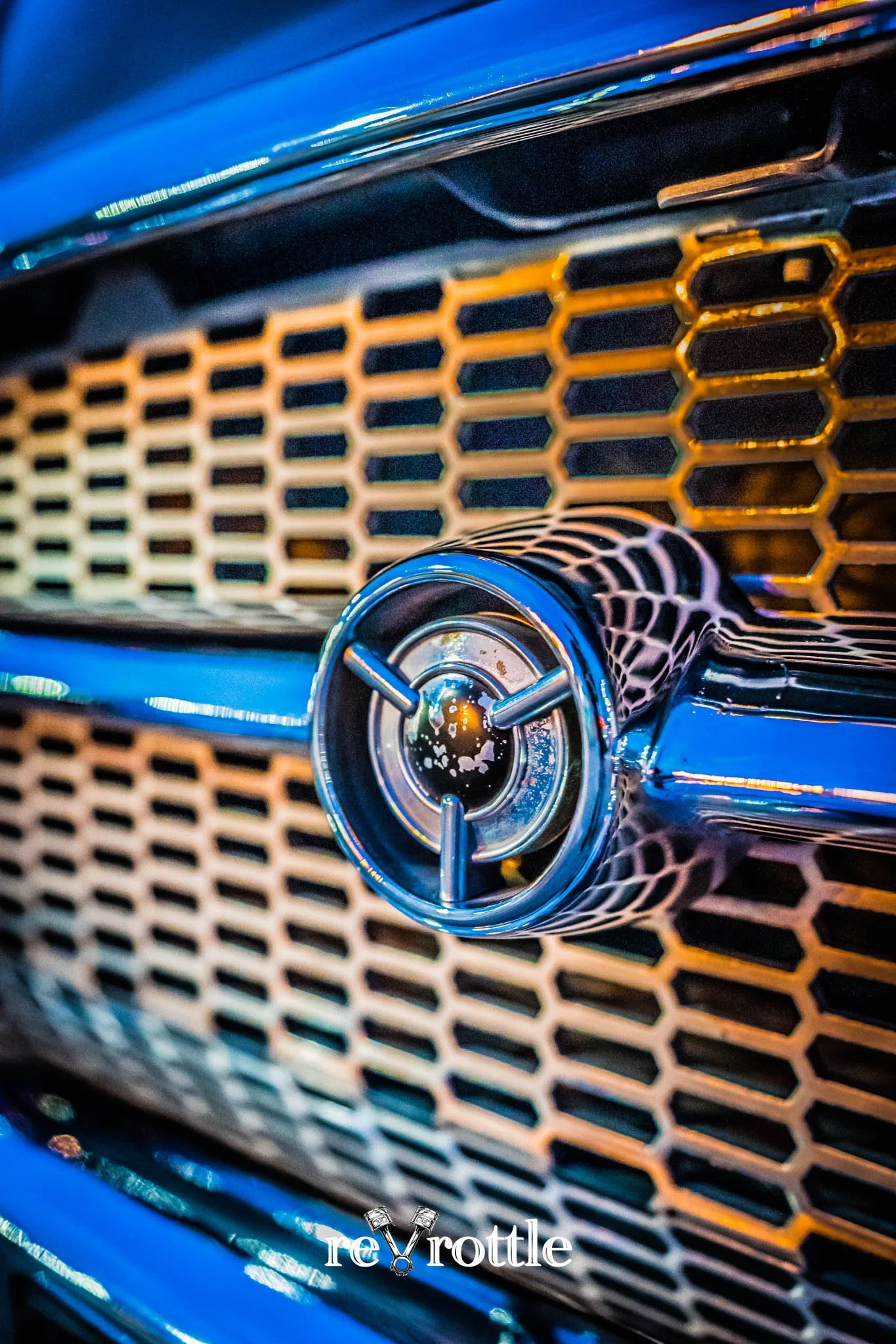 2023-04-07-RatCity-Rukkus-Pre-Party-at-Vamps-Rock-Bar-and-Grill-Ratrod-Car-Show-Photography-reVrottle-Vik-Chohan-Photography-Social-Media-025.jpg