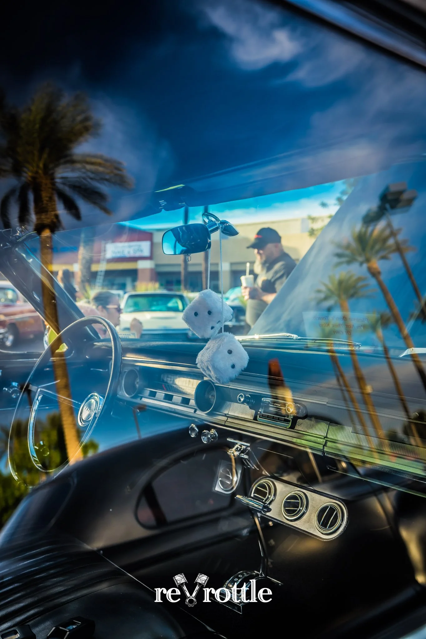 2023-05-03-Hotrod-Cruise-Night-at-Round-Table-Pizza-Car-Show-Photography-reVrottle-Vik-Chohan-Photography-Social-Media-073.jpg